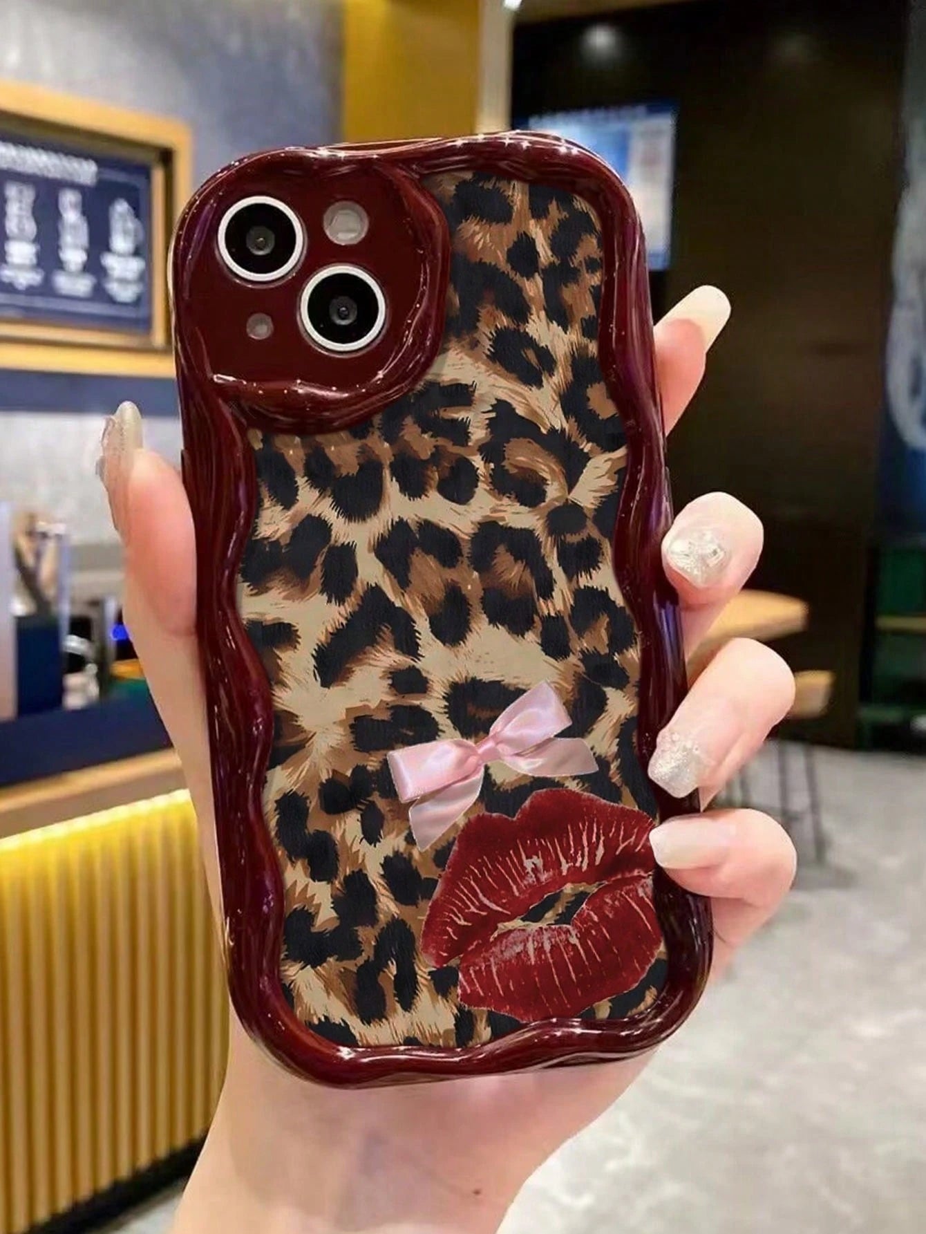 Lily Leopard Print Colorful Flat Printed Burgundy Twisted Soft Shell Phone Case Compatible With IP17/IP17PROMAX/IPhone16/IPhone16Pro/IPhone16ProMax/IPhone15/XR/7P8P/P12ProMax/P13ProMax/P14ProMax/P13/P