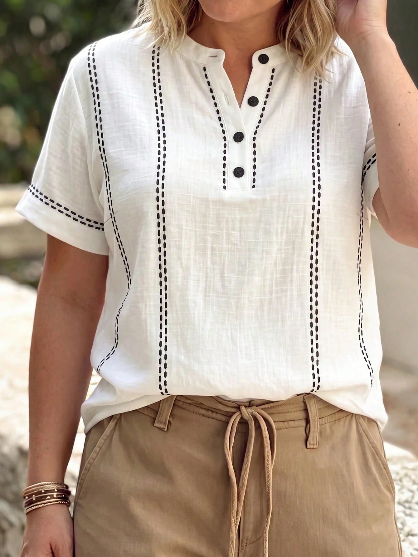 Linhara Curve Plus Size Women's Summer Minimalist Casual Fitted Small Stand Collar Striped Print Shirt, Suitable For Daily Wear