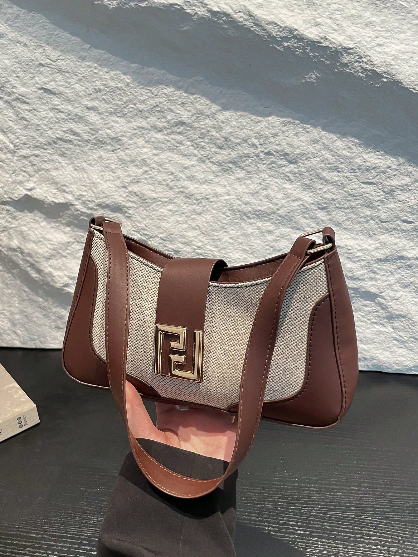 Livesso Women's Fashion Casual Commuter Shoulder Bag, Colorblock Design, Portable Crossbody Bag Suitable For Dates, Shopping, Gifts