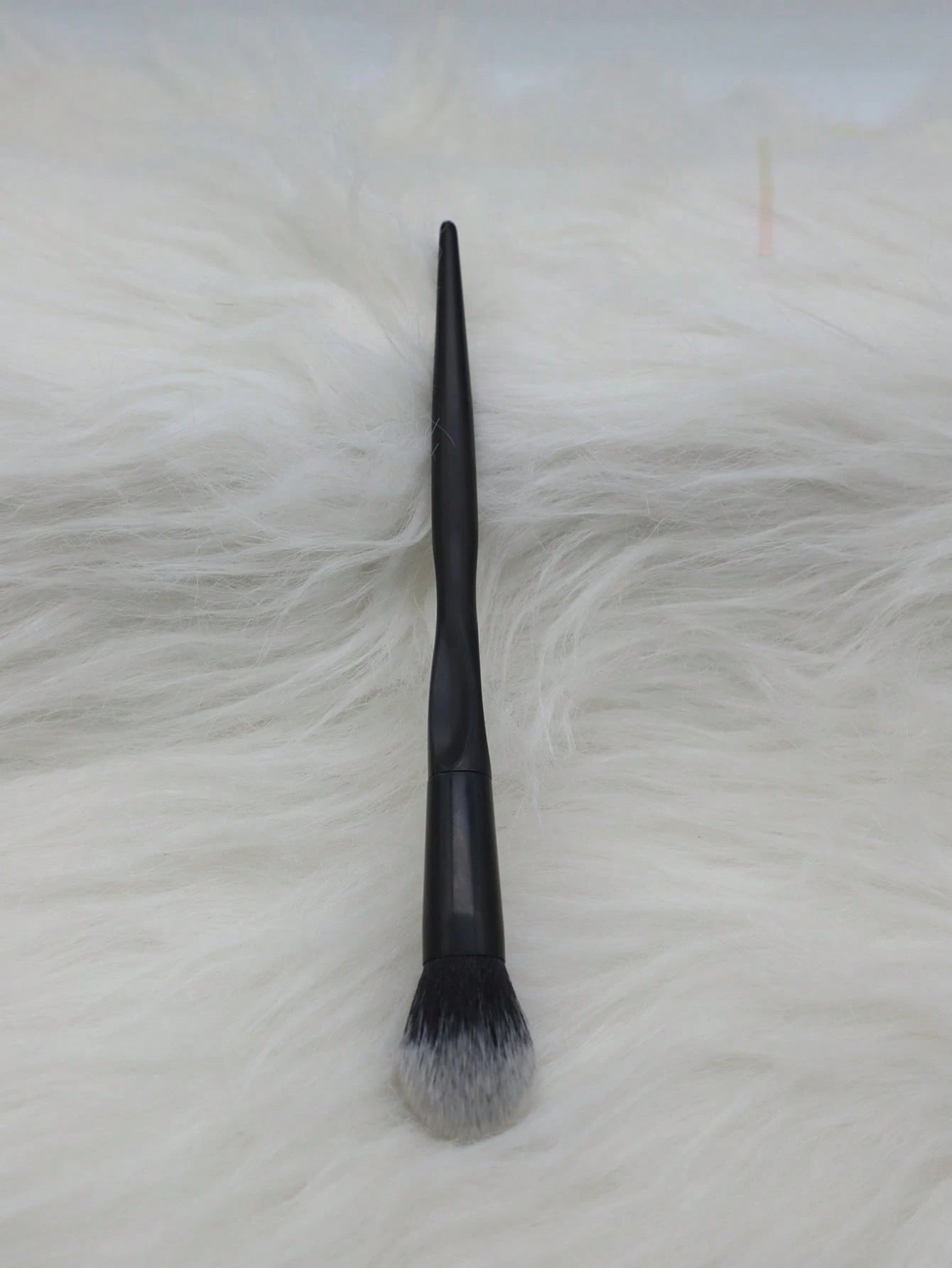 Loose Powder Brush, Highlighter Brush, Flame Brush, Special Shaped Handle Makeup Brush,Foundation Brush,Concealer Brush,Blush Brush,Contour Brush,Blush Brush,Bronzer Brush,Powder Brush,Foundation Brus