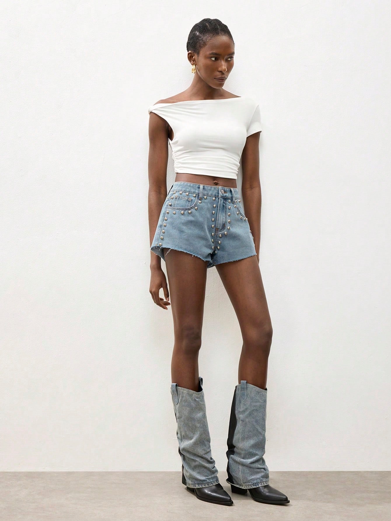 Maija Women's Casual Light Blue Denim Shorts, Studded Shorts Jorts