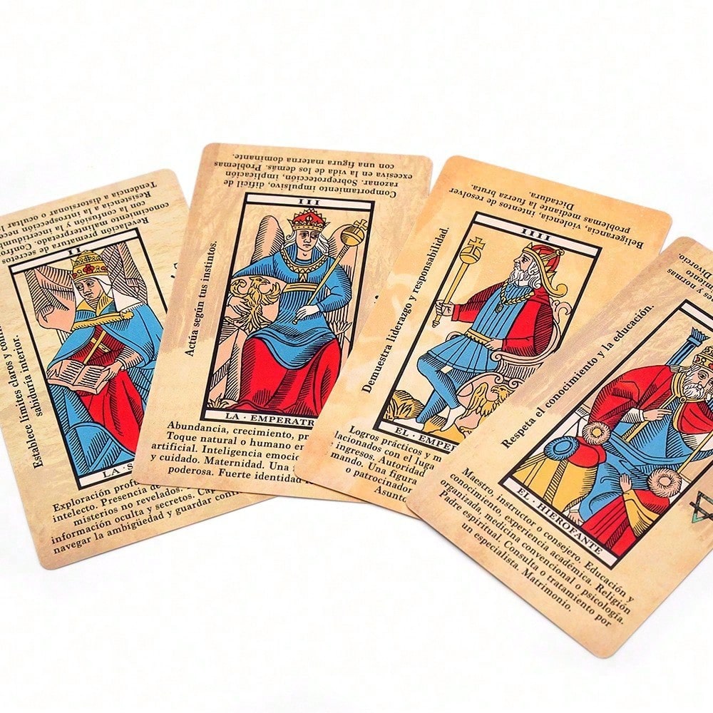 Marseille Tarot Beginner's Guide (Spanish Version) With Illustrations And Easy To Understand Text, Teaching You How To Interpret Classic Marseille Tarot Cards, Collecting Exquisite Artworks, Enhancing
