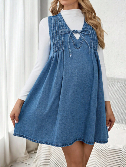 Maternity Casual Dusty Blue Denim Dress,Autumn Sleeveless V-Neck Front Tie Pleated A-Line Mini Dress For Baby Shower,Work,Party & Everyday Wear Fall