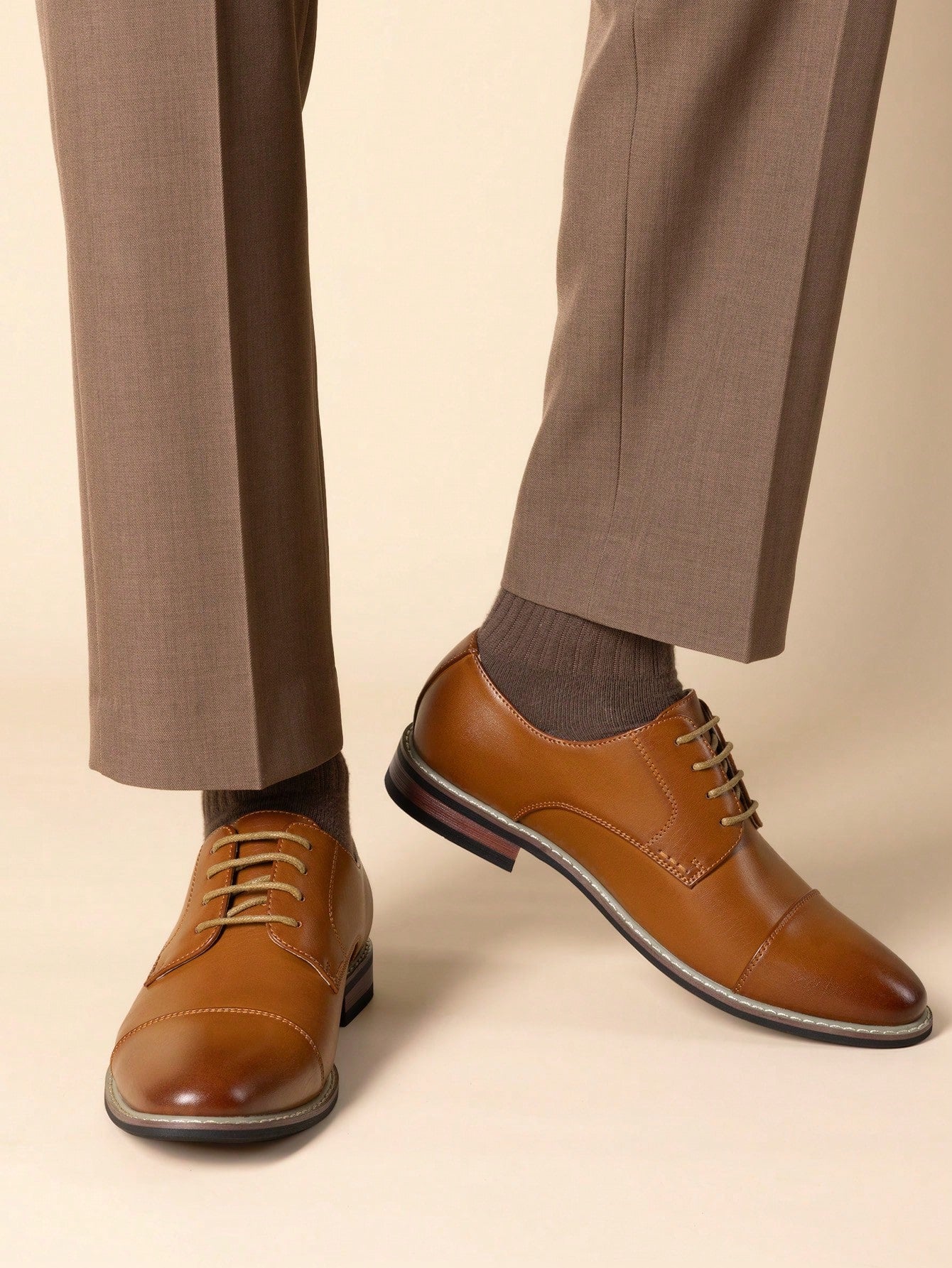 Men's Classic Oxford Shoes Business Casual Lace-Up For Office Dating Dress Brown Shoes