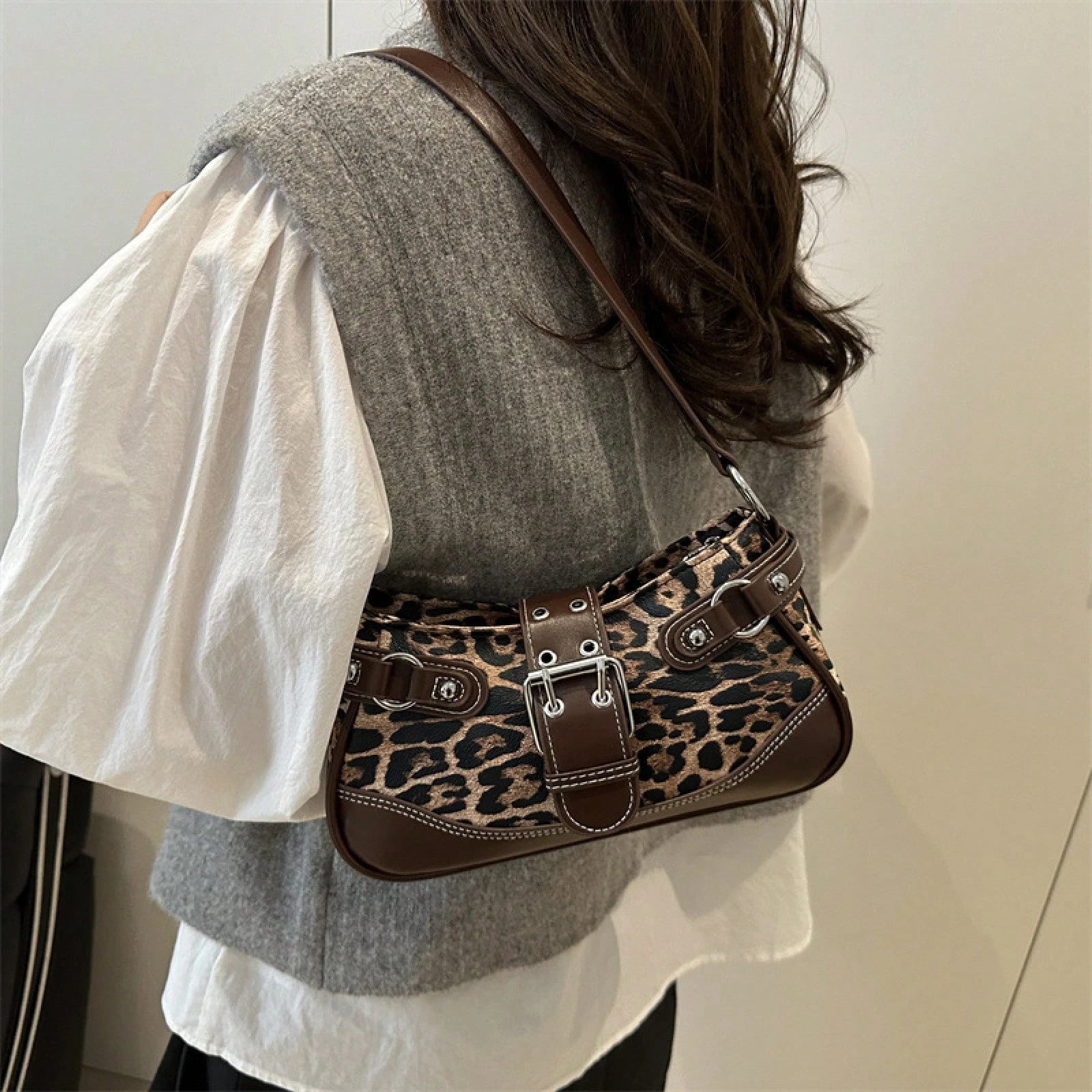 Minimalist Chic Leopard Print Shoulder Bag For Women, Vintage Y2K Crescent Underarm Bag, Stylish Small Designer Handbag