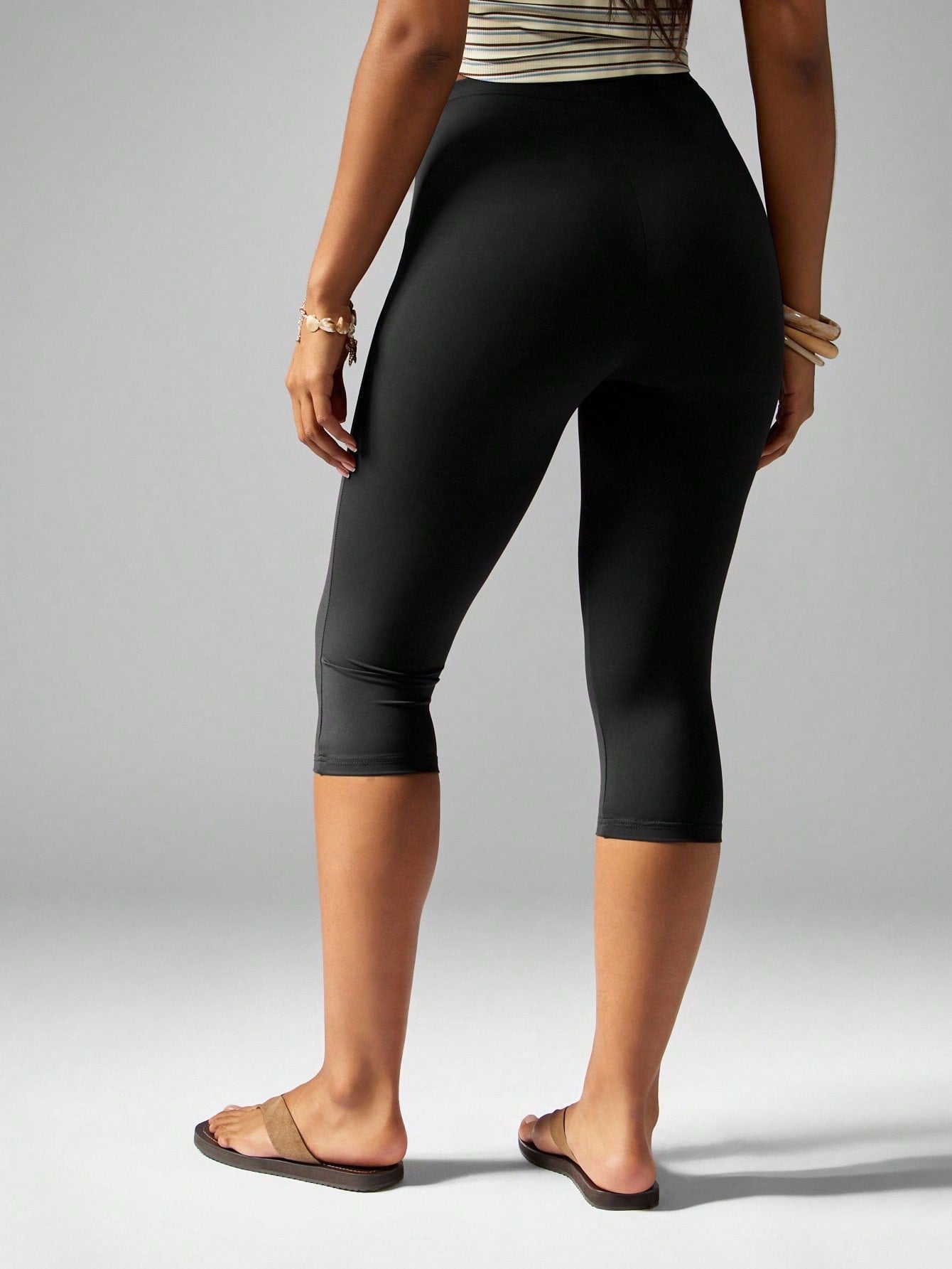 MISSGUIDED High Waist Capri Leggings Compression Pants Premium Stretch Knit Sportswear Workout Gym Running