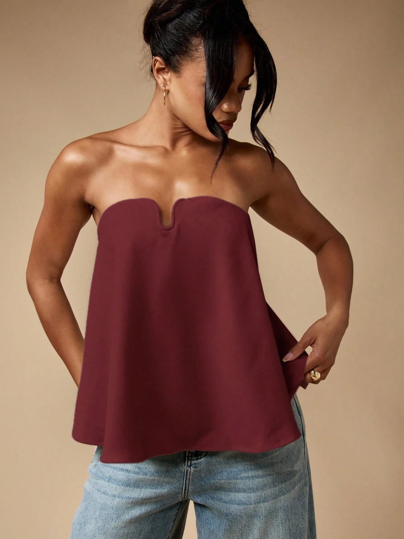 MISSGUIDED Strapless Bandeau Top Sweetheart Neckline Elegant Draped A-Line Design Evening Party Club Night Out Sleeveless Dressy Summer Spring Top