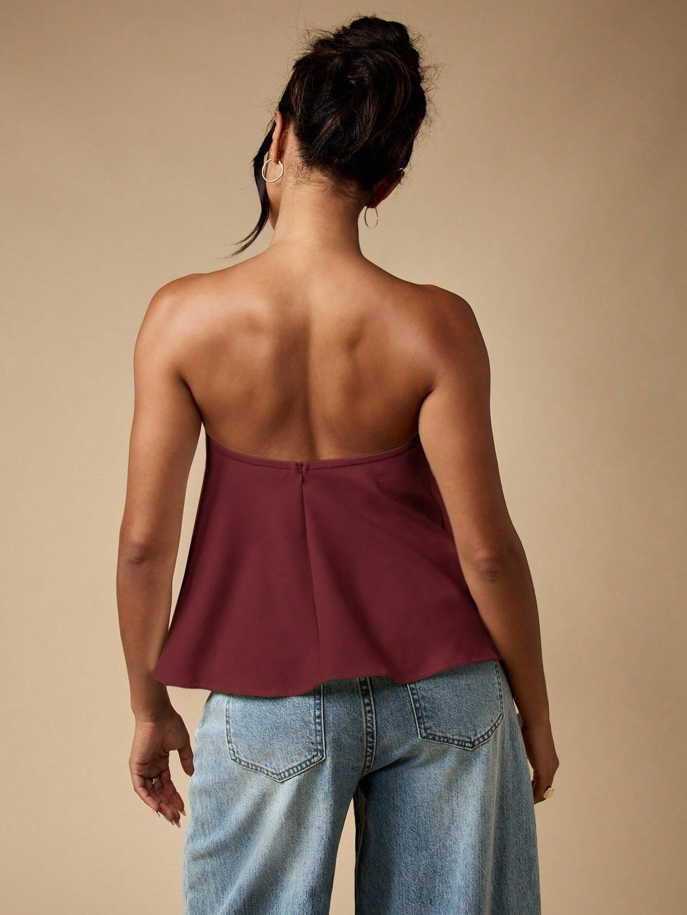MISSGUIDED Strapless Bandeau Top Sweetheart Neckline Elegant Draped A-Line Design Evening Party Club Night Out Sleeveless Dressy Summer Spring Top