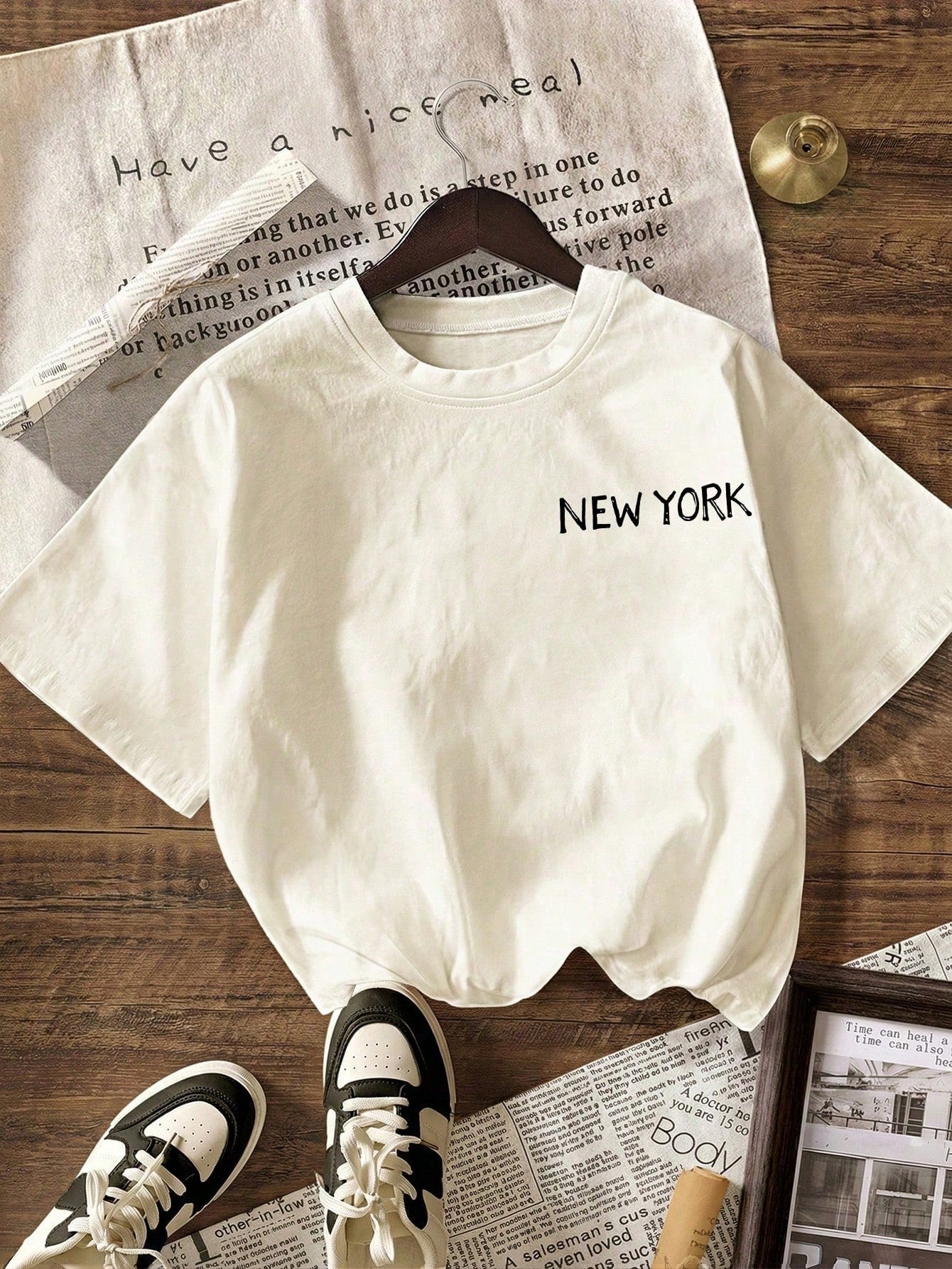 New York City Graphic T-Shirt, Plus Size Women's Casual Round Neck Short Sleeve T-Shirt, Summer Vacation White