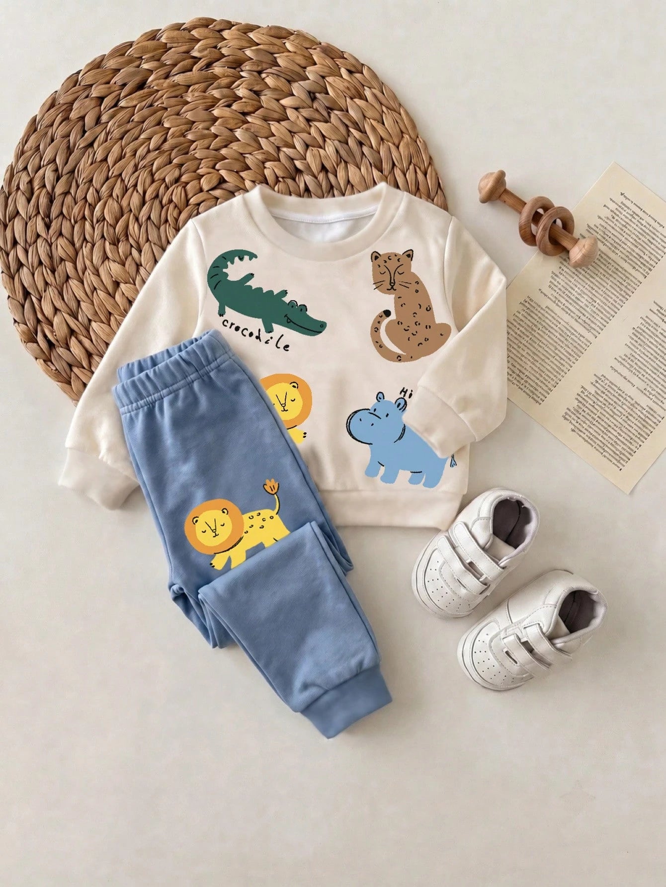 Newborn Baby Cartoon Print Round Neck Long Sleeve Sweatshirt And Pants Set