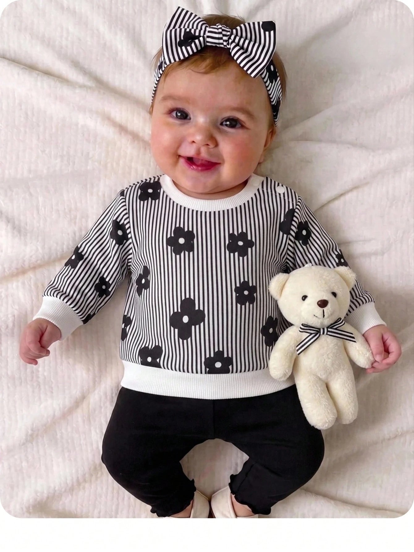 Newborn Baby Girl Autumn/Winter Cute Floral Pattern Black & White Sweatshirt And Pants Set