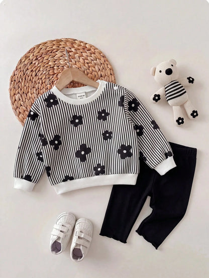 Newborn Baby Girl Autumn/Winter Cute Floral Pattern Black & White Sweatshirt And Pants Set