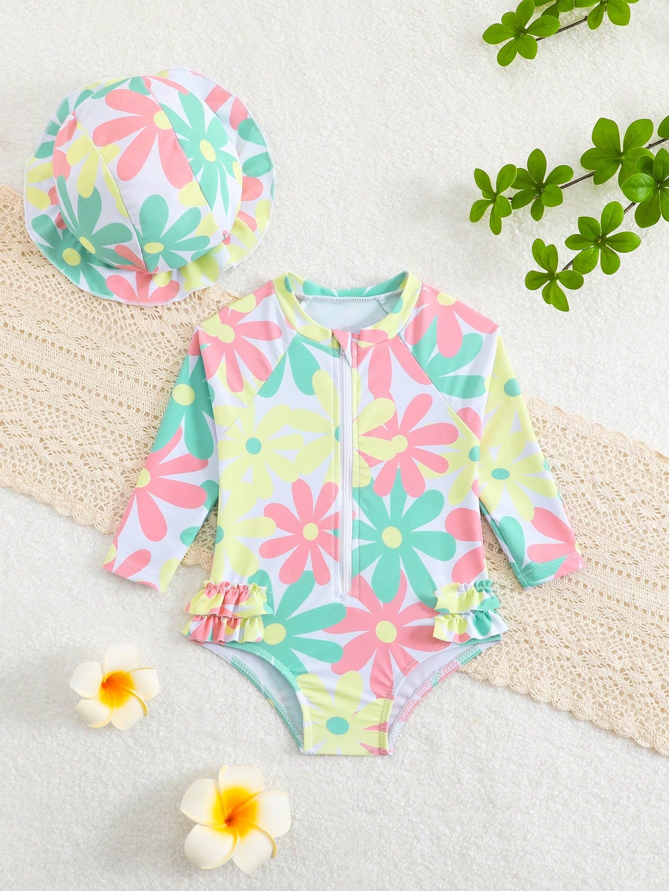 Newborn Baby Girls Cute Starfish Print Ruffled Long Sleeve One-Piece Swimsuit With Swimming Cap,White Summer Vacation Holiday Infant Rash Guard Set