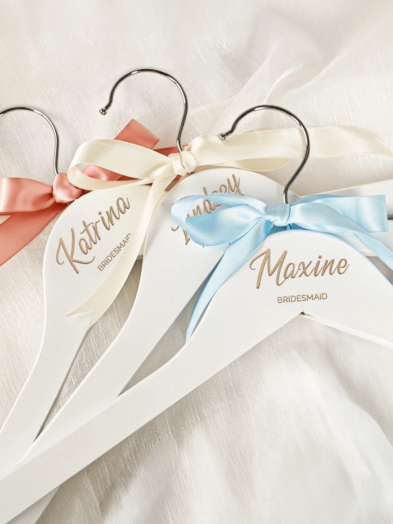 Personalized Bridesmaid, Wedding Dress Hanger, Bride Dress Hanger, Customized Wedding Hanger, Engraved Bride Hanger, Cute, Charming, Colorful, Y2K Style, Unique, Boyfriend, Girlfriend, Family, Friends