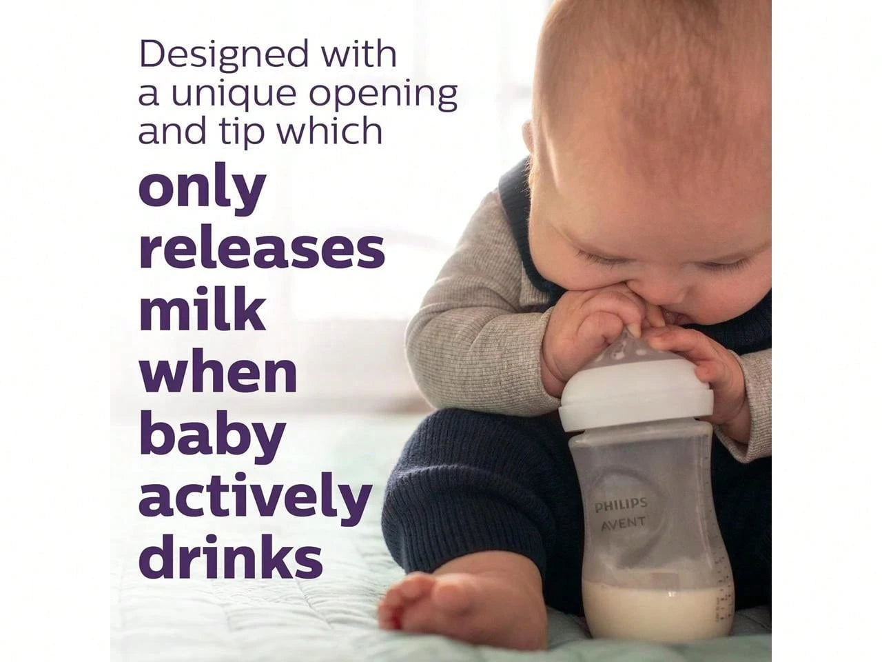 Philips Avent Natural Newborn Glass Gift Set, Baby Bottles With Natural Response Nipples, 3x 4oz (Slow Flow, Flow 2) And 2x 8oz (Medium Flow, Flow 3), 2x Silicone Sleeves, SCD858/01