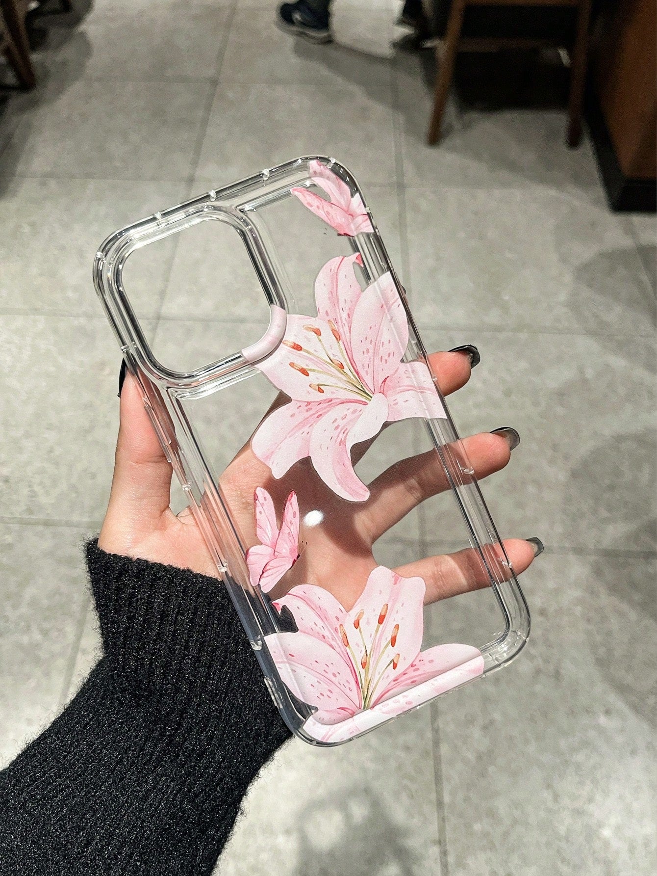 Pink Flower Elements Fashion Phone Shockproof Case Lily Butterfly Pattern 1Pc Ins Style Space Shell Transparent Cream Protective Phone Case For Women, Spring International Version, Birthday Anniversar