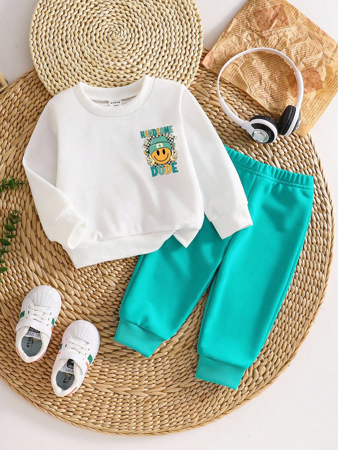 Playful Pals 2pcs Baby Boy White Autumn Cute Graphic Vacation Back-To-School Checkerboard Face MAMA'S BOY Letter Print Crew Neck Sweatshirt And Sports Pants Set