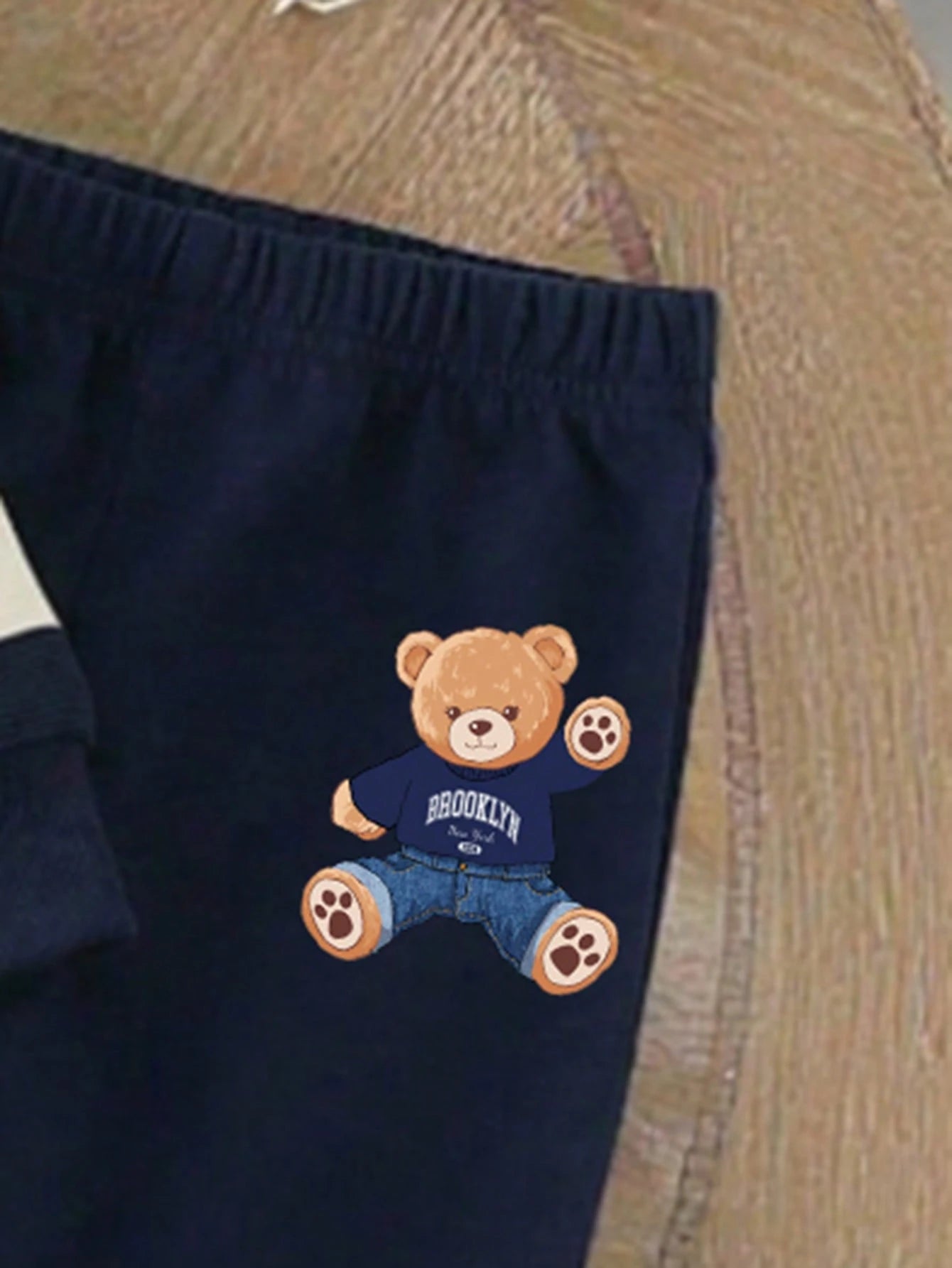 Playful Pals 2pcs/Set Baby Boy Striped Bear Graphic Sweatshirt And Matching Sweatpants Cute Navy And White Autumn Outfit Comfortable Matching Family Style