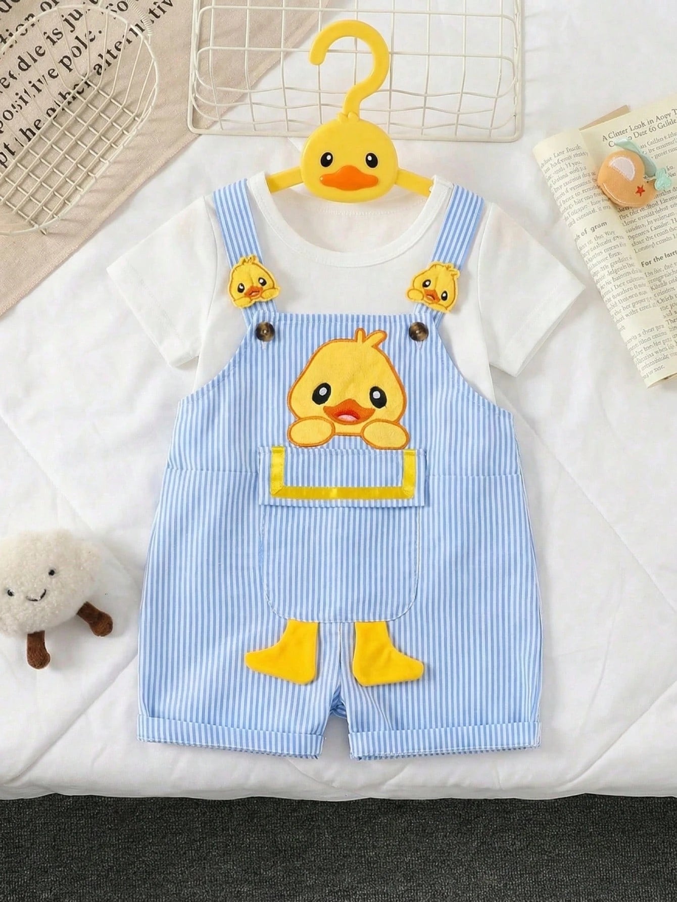 Playful Pals 2pcs/Set Baby Boys' Round Neck T-Shirt And Cartoon Duck Embroidered Bib Shorts Blue White Stripe Summer Casual Cute Family Matching Infant Outfits