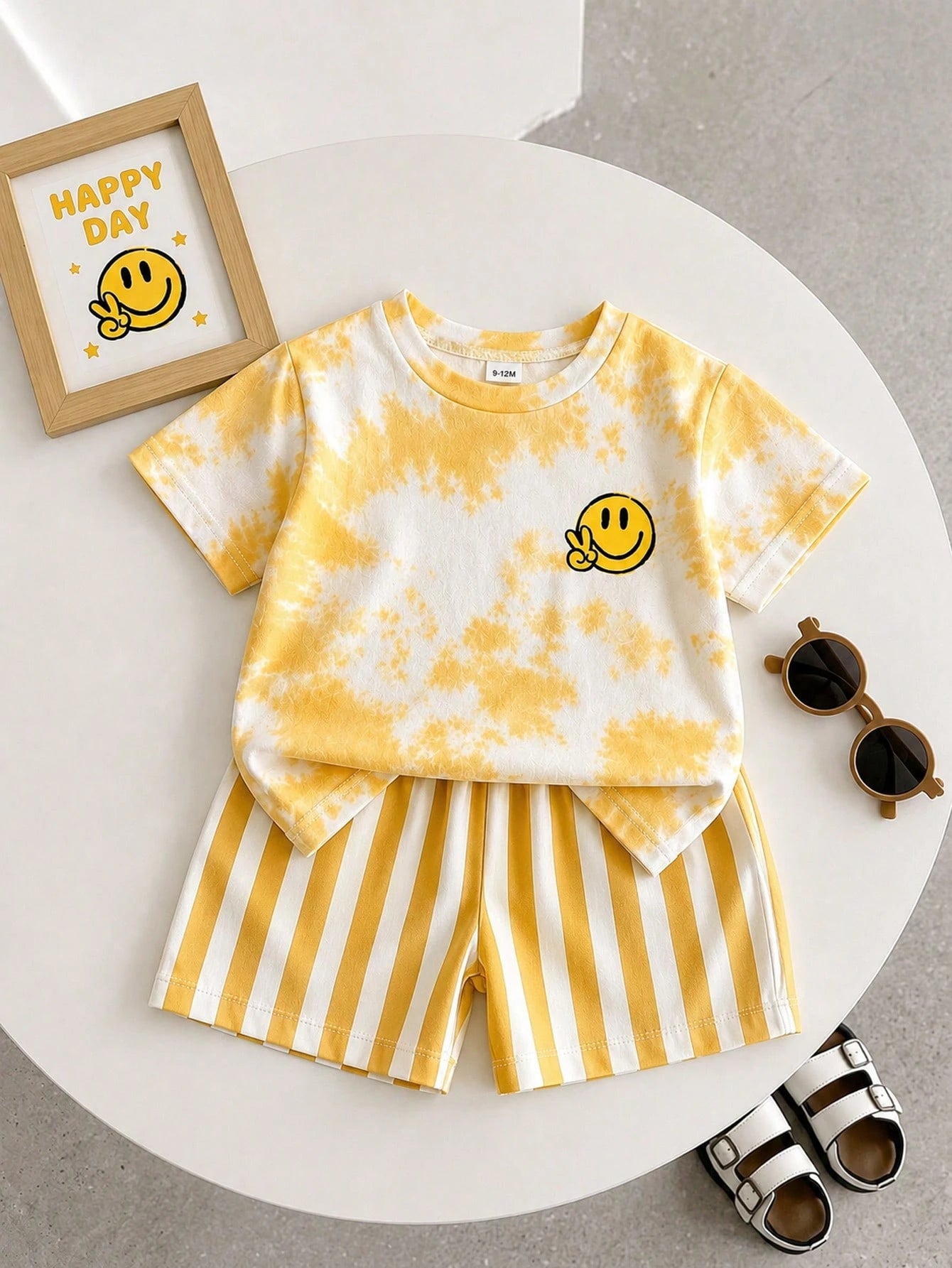 Playful Pals 2pcs/Set Baby Boys Vacation Casual Face Tie-Dye T-Shirt And Striped Shorts Outfit, Summer Set