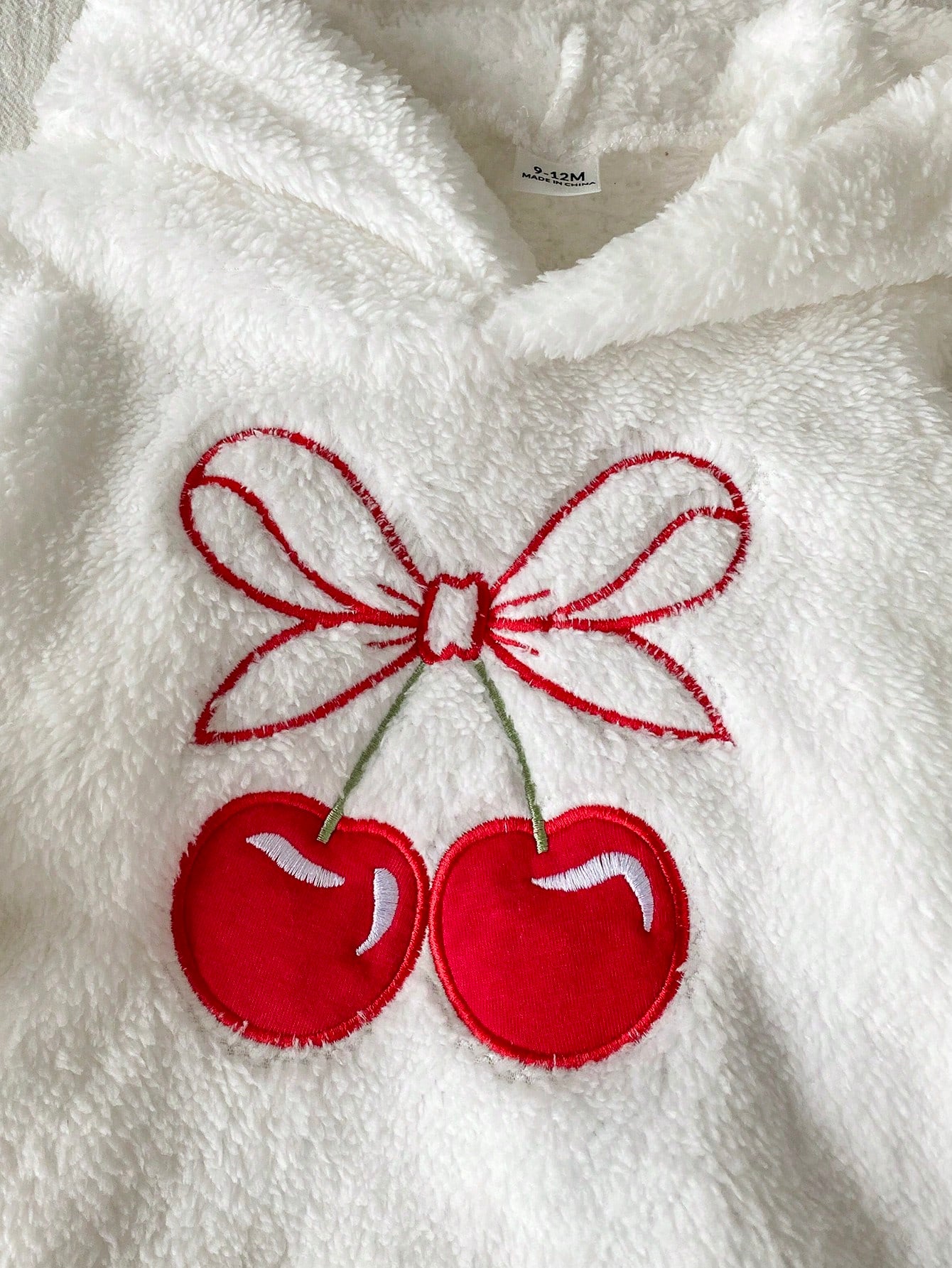 Playful Pals Baby Girl Autumn/Winter Thick Cherry Embroidered Fleece Hooded Sweatshirt And Sweatpants Set, Suitable For Daily Casual Wear