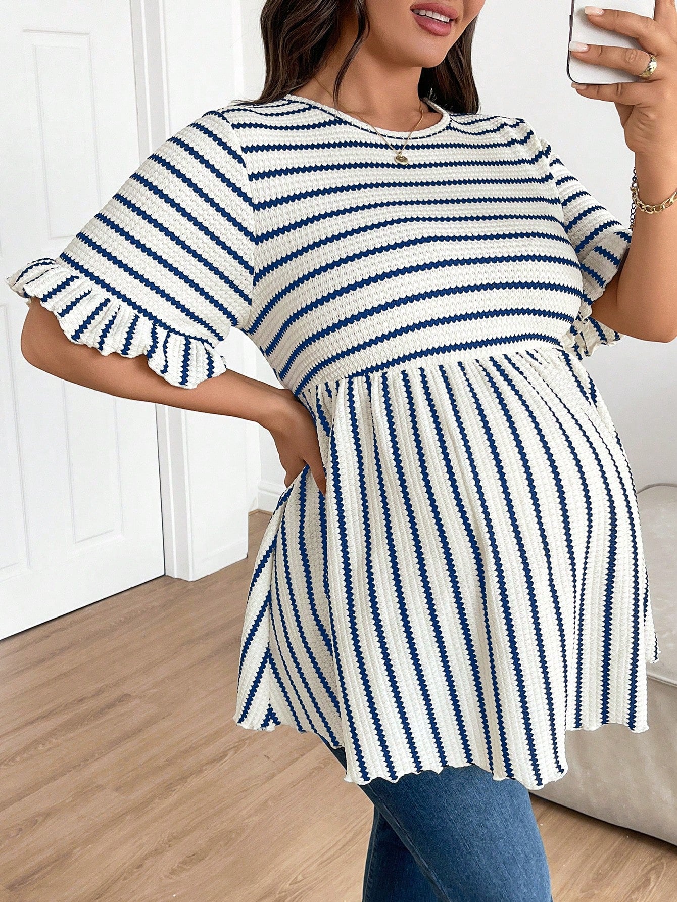Plus Size Maternity Striped Print Round Neck Casual Short Sleeve Top Fall
