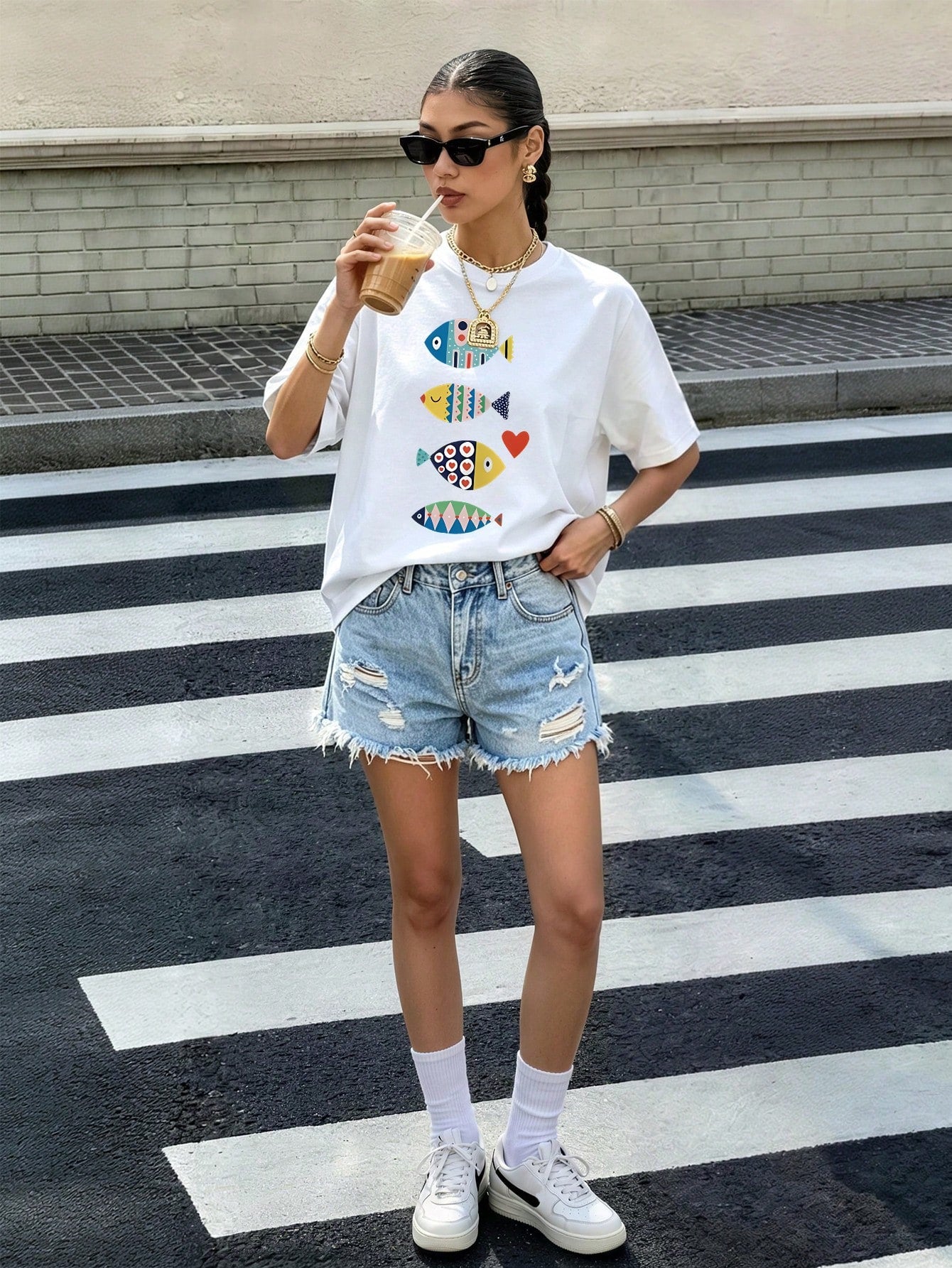 Plus Size Round Neck Short Sleeve T-Shirt, Made Of Highly Elastic Fabric, Printed With Colorful Fish Pattern Casual White Summer