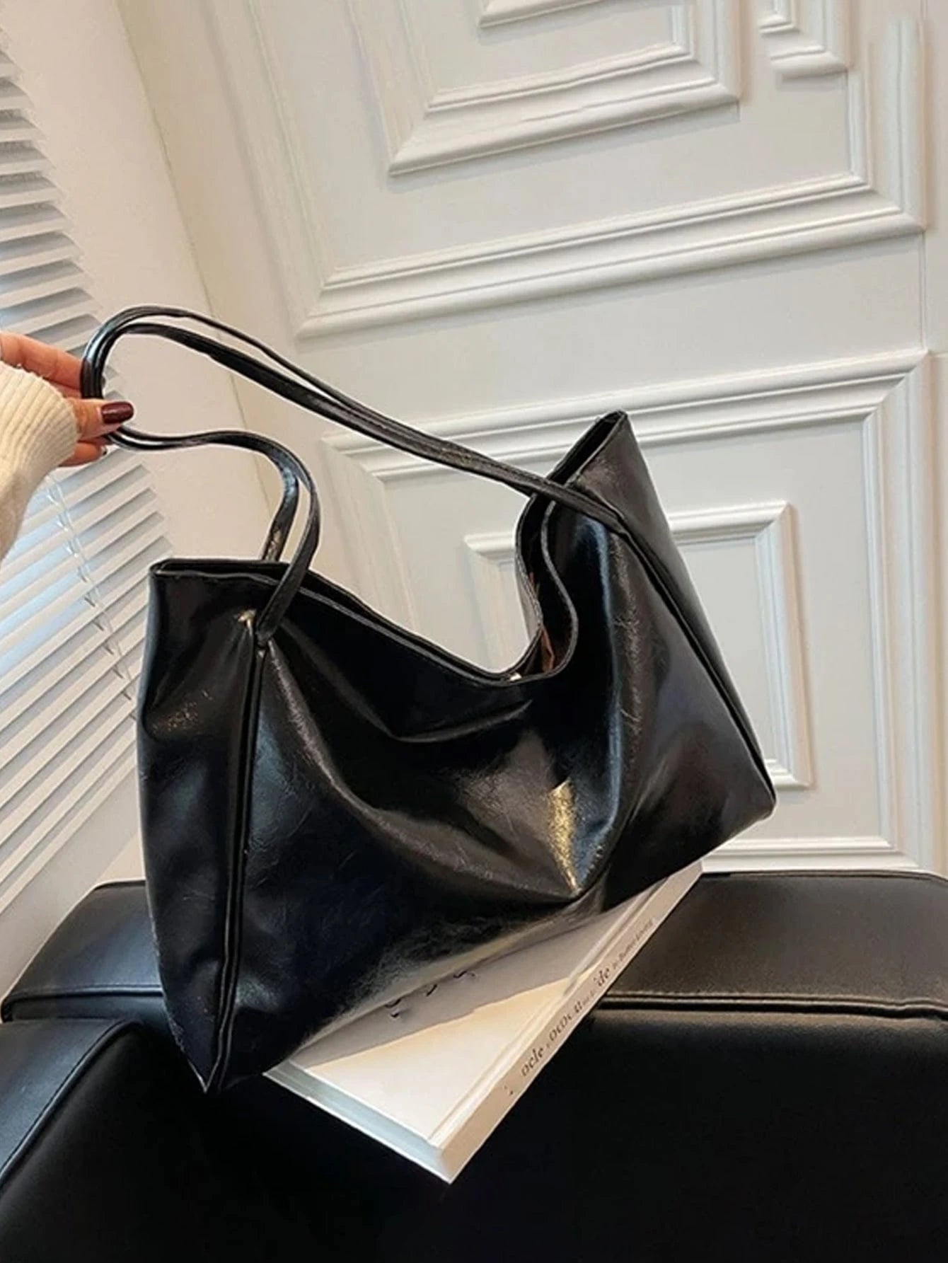 Portable Minimalist Shoulder Tote Bag Women's Minimalist Tote Bag, Large Capacity Shoulder Bag For Work, Artificial Leather Bag White-Collar Workers,Teacher Teachers' Day,Work,Business,Commute,Colleg