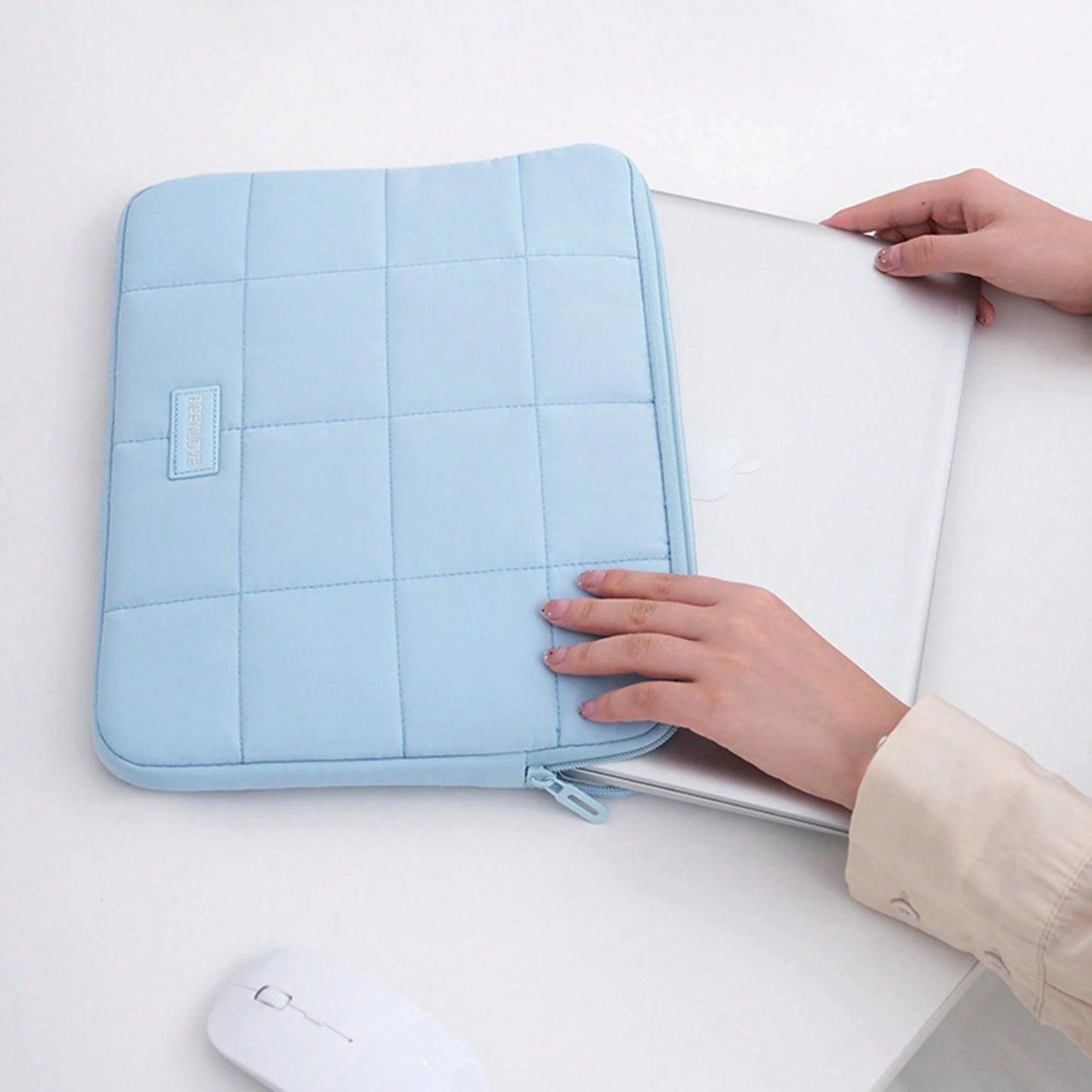Puffy Quilted Laptop Sleeve 13/14/15.6 Inch, Soft Cotton Padded Tablet & Laptop Case For MacBook Pro/Air, Shockproof Protective Laptop Bag With Zipper