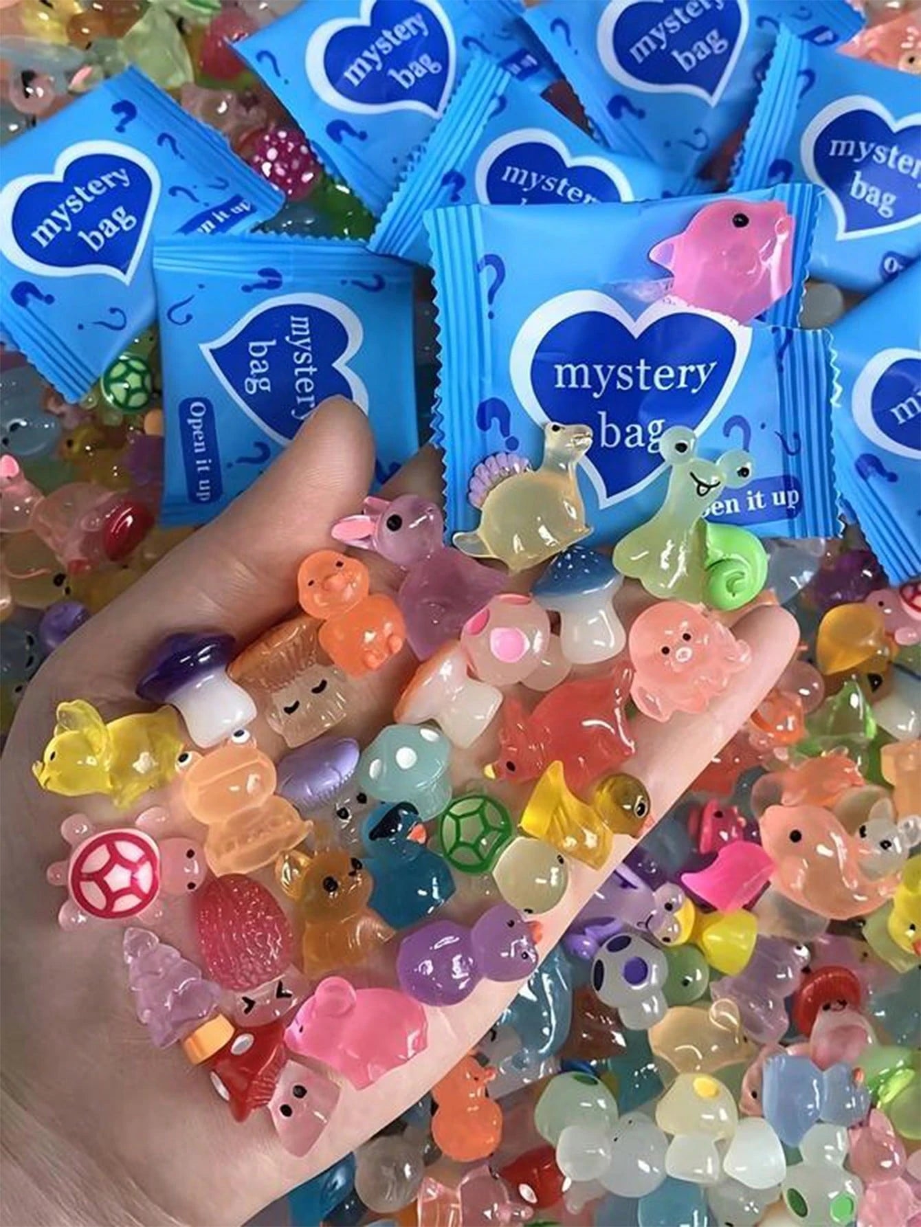 Random Color (Pink Etc.) Mini Resin Animal Decorations, Luminous Resin Cute Animal Figurines, Creative Home Office Desk Decor, Luminous Resin Duck, Home Decor Accessories