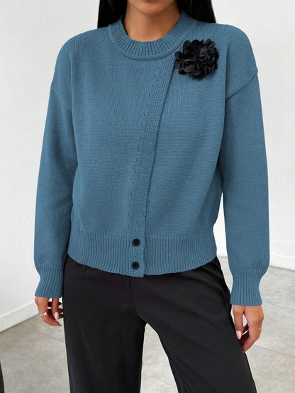 Roamenne Roamenne 1pc Women Casual Floral 3D Decor Split Side Pullover Sweater, Autumn/Winter, Long Sleeve Top Knit Pullover Fall