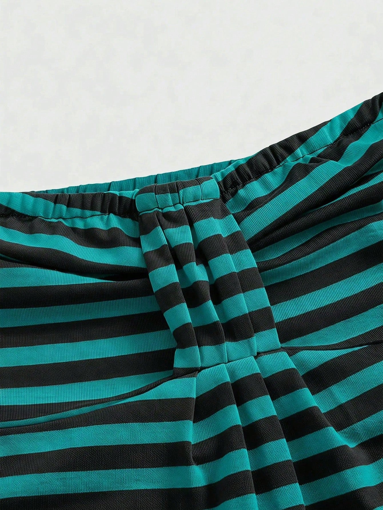 ROMWE Goth Y2K Hot Girl Retro Striped Fitted Plus Size Tube Top For Music Festival