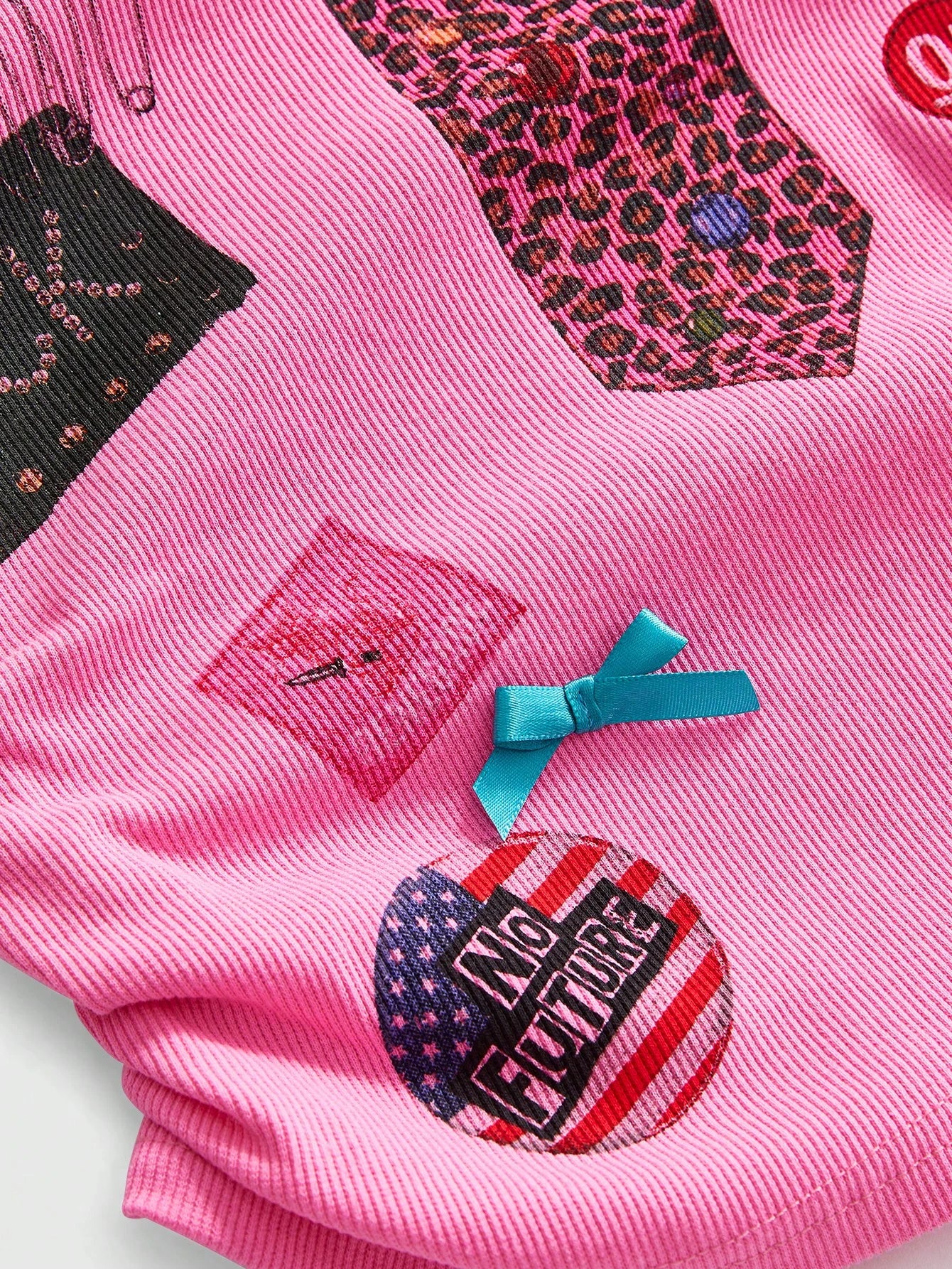 ROMWE Street Life Summer Outfits Music Festival Punk Badge Patchwork Print Button Bow Tie Camisole