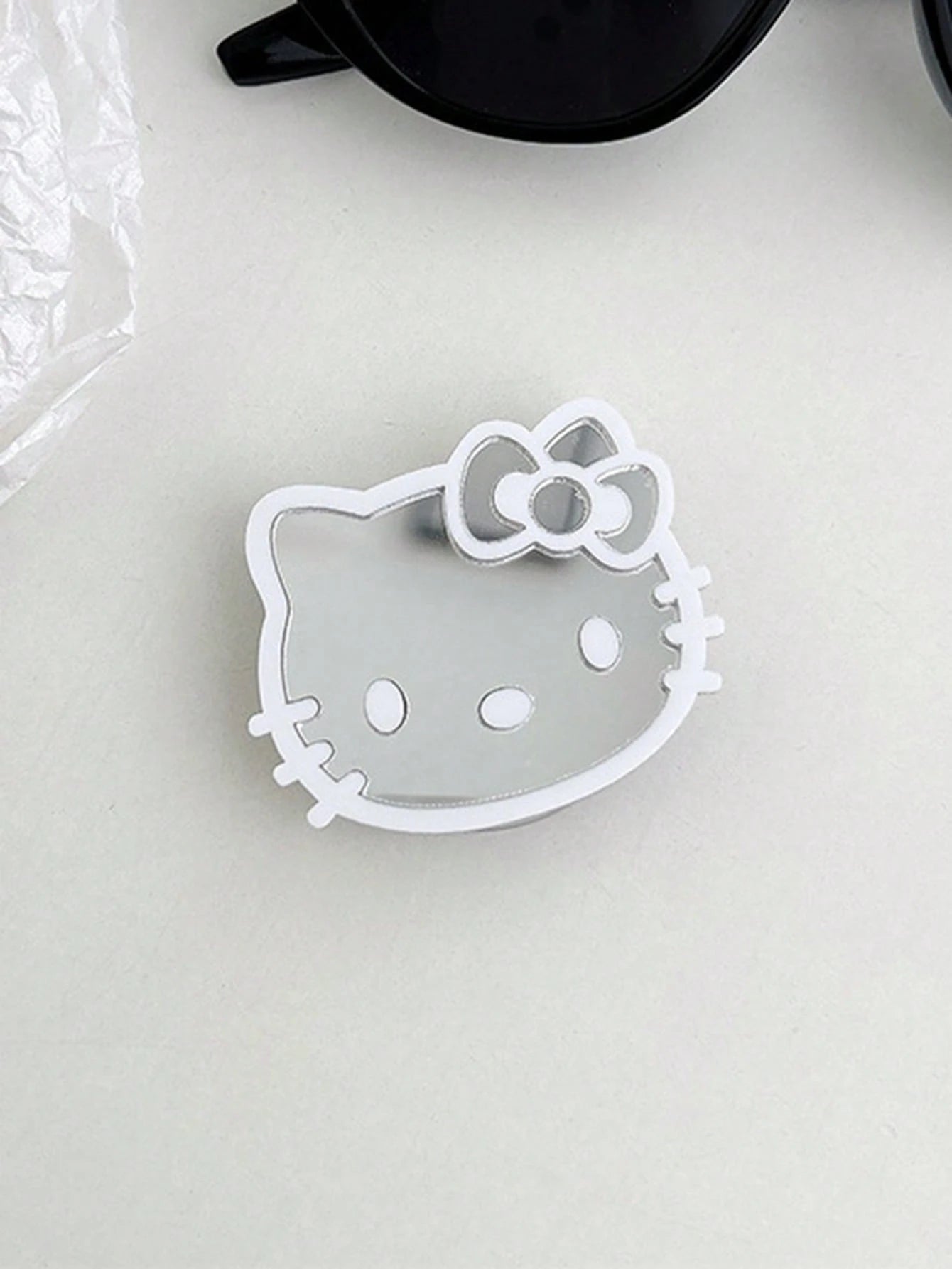 Sanrio Hello Kitty Cartoon Cat Phone Stand Mirror Sticker Adhesive Mirror Bow Tie Cat INS Style Retractable Phone Holder
