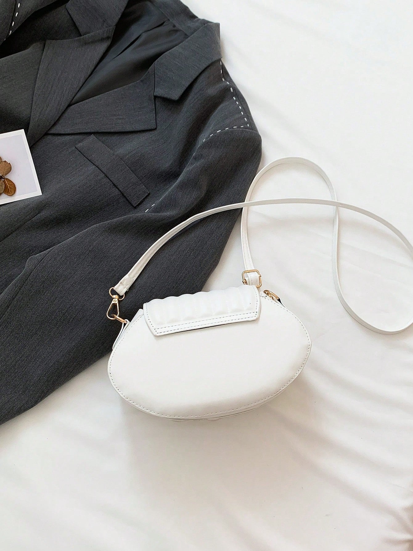 Seashell Shaped Faux Pearl Embellished Women's Handbag Crossbody Bag, Elegant Shell  Perfect For Parties Weddings Dinners & Banquets
