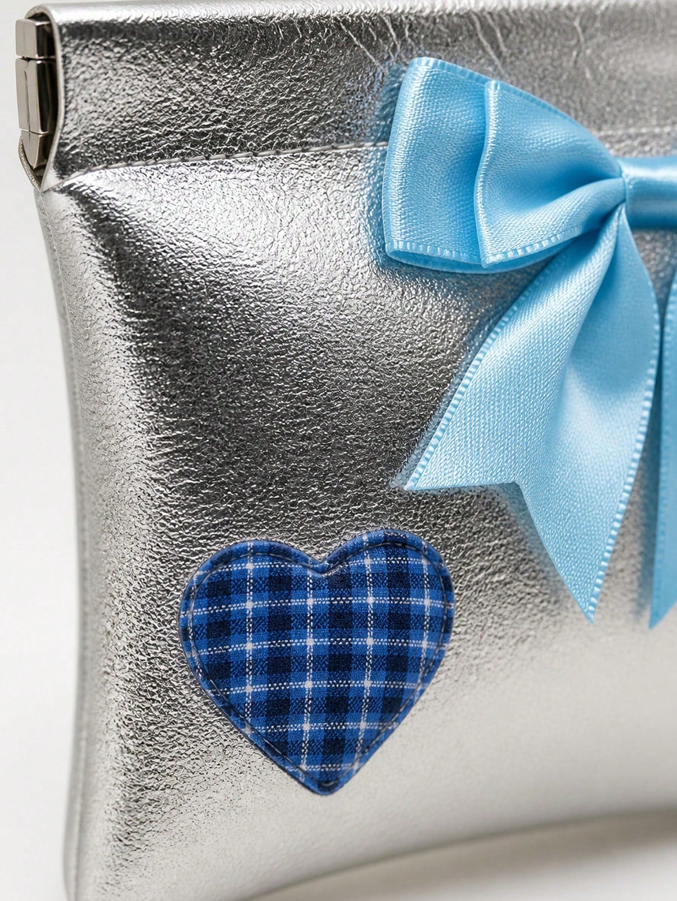 Silver PU Bow Wallet/Card Holder, Plaid Heart Decor Clutch, Elegant Glossy PU Mini Makeup Bag, Cute Silver Phone Bag, Versatile Fashion Small Bag For Dates, Shopping, Parties, Cocktails, Banquets, Uni