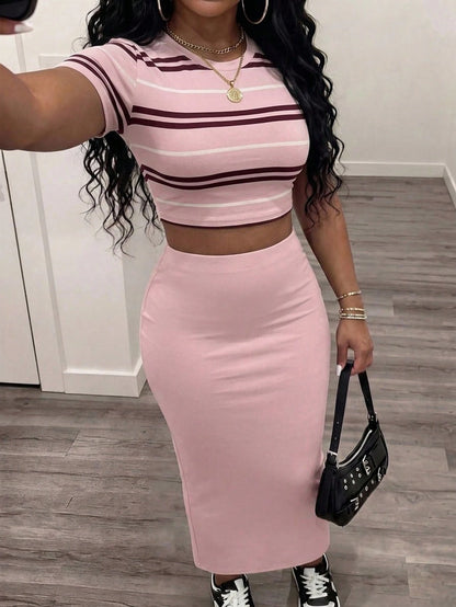 Slaydiva New Summer Women's Fitted Cropped ShortSleeve Round Neck T-Shirt&Bodycon Maxi Skirt 2pcs/Going Out/Internet Celebrity/Holiday/Stripes Graphic Print