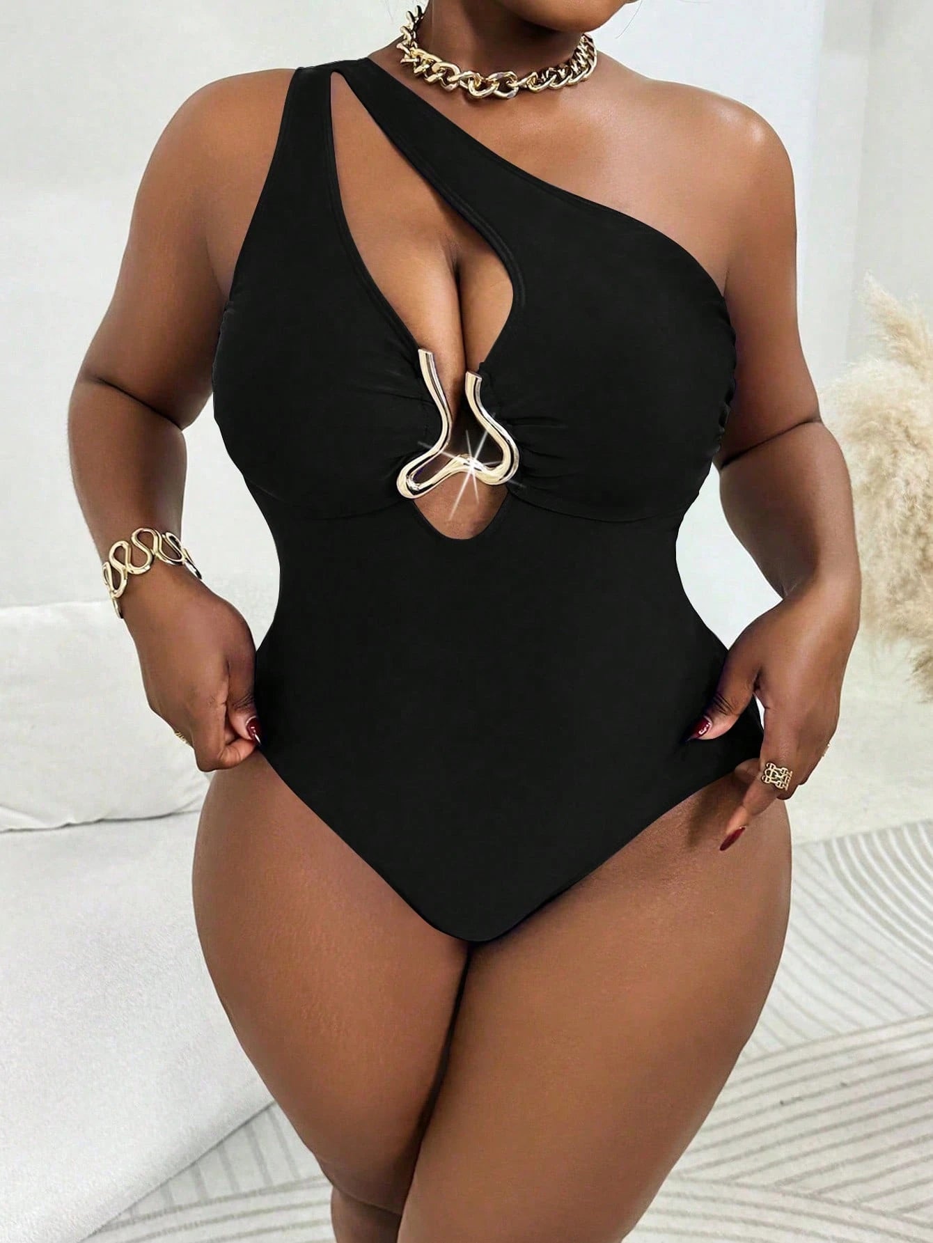 Slaydiva Plus Size Women Blue Hollow-Out Gold Decor One-Piece Swimsuit, Slim Fit Casual Beachwear, Summer Resort