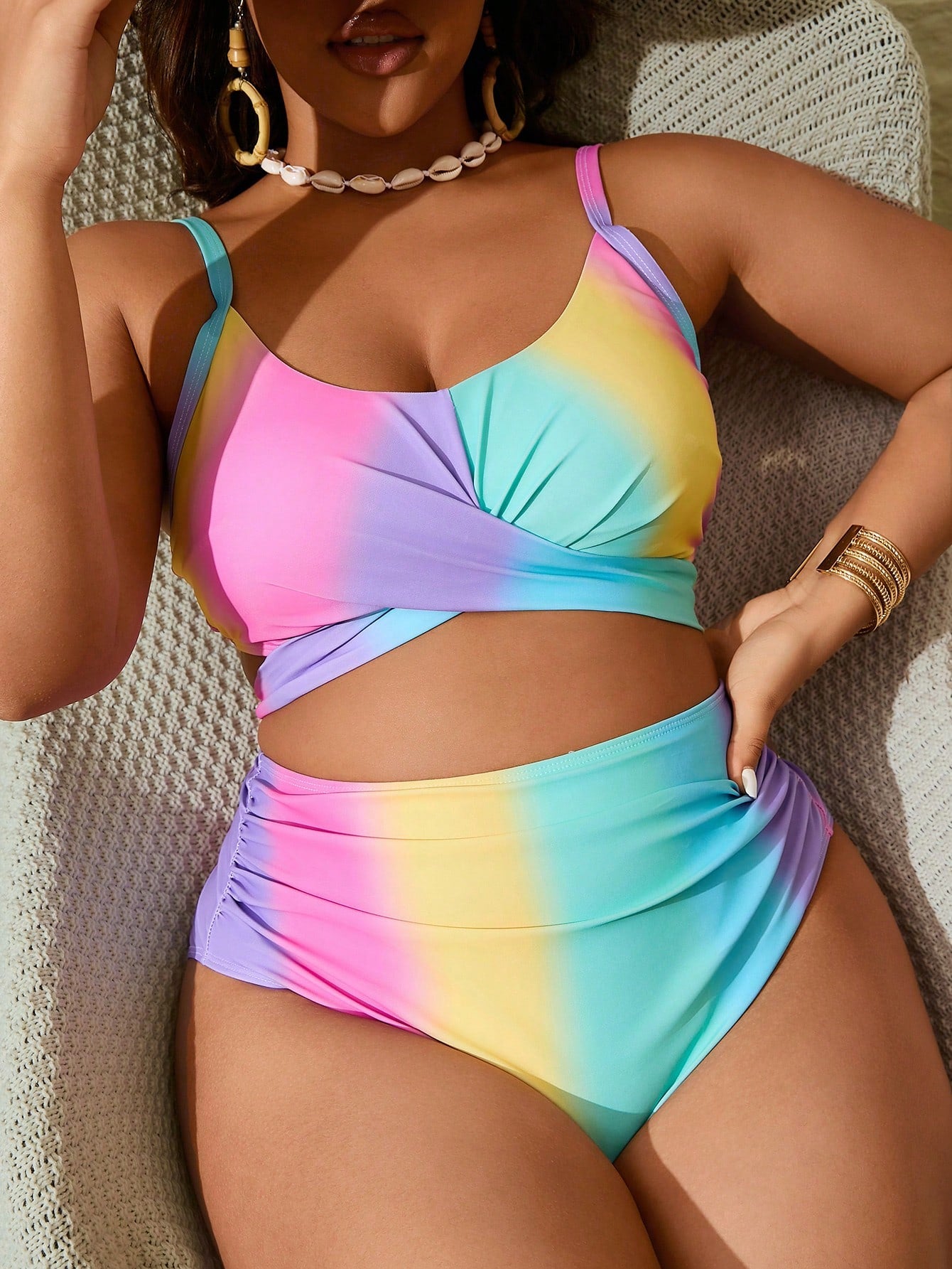 Slaydiva Plus Size Women's Gradient Color Print Cross Wrap Bust Tie Back Bikini Set Set, Beach/Resort Vacation
