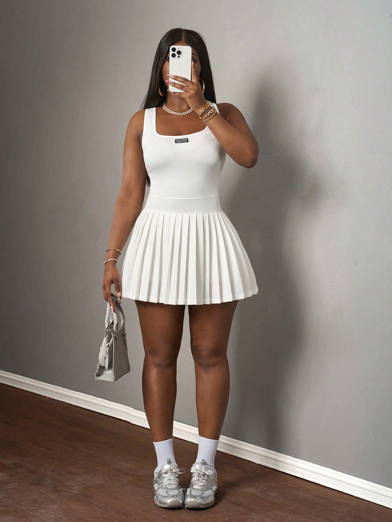 Slaydiva Women's White Summer Casual Active Back-To-School Knitted Mini Dress U-Neck Racer Vest Basic Pleated Skirt Culottes With Shorts Label Tennis