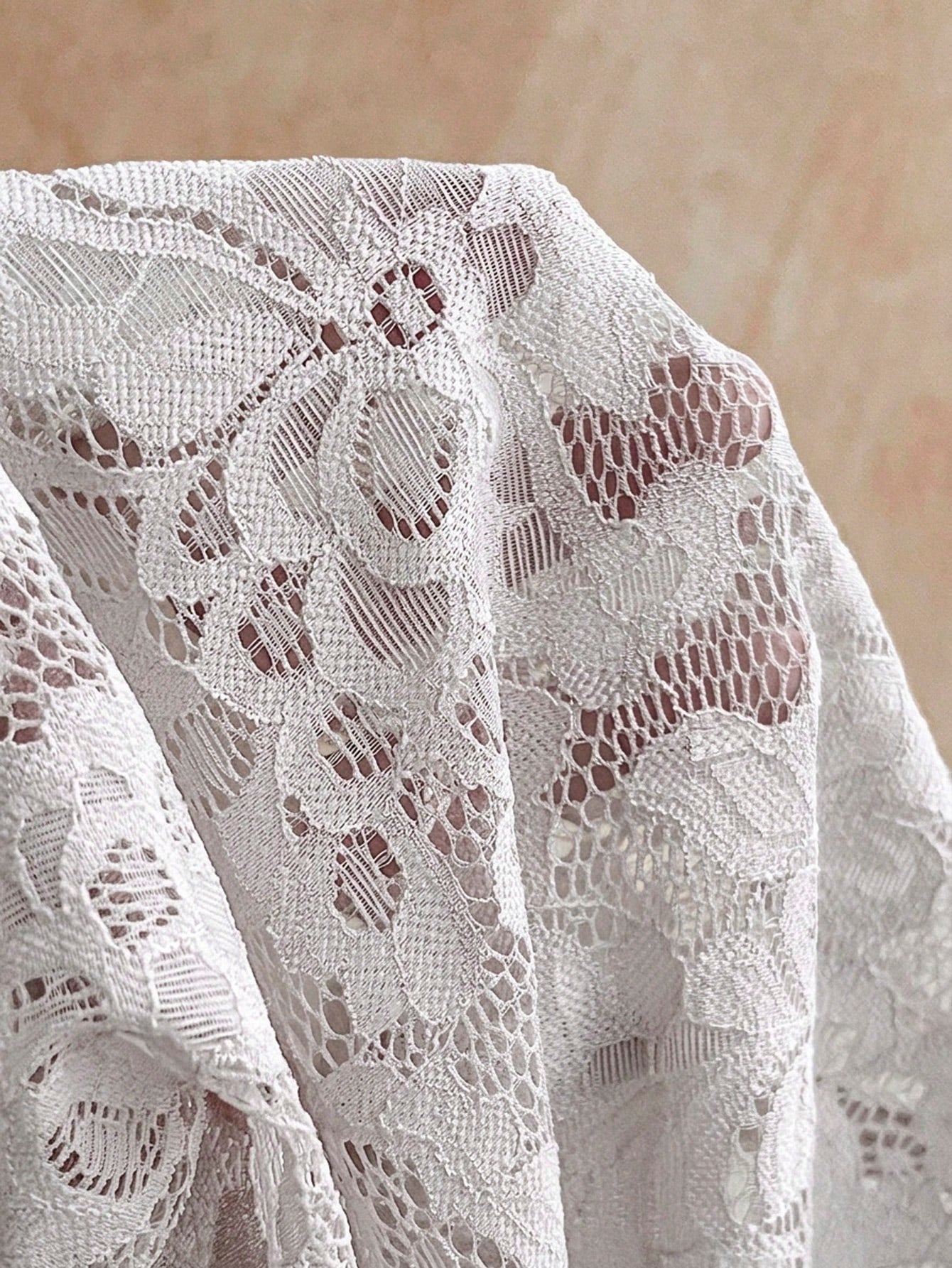 Soleia White Elegant Summer Party Lace Twist Bandeau Sheer Drawstring Hem Bodycon Mini Dress,Boho Vintage Style For Banquet,Vacation,Holiday,Beach,Cruise