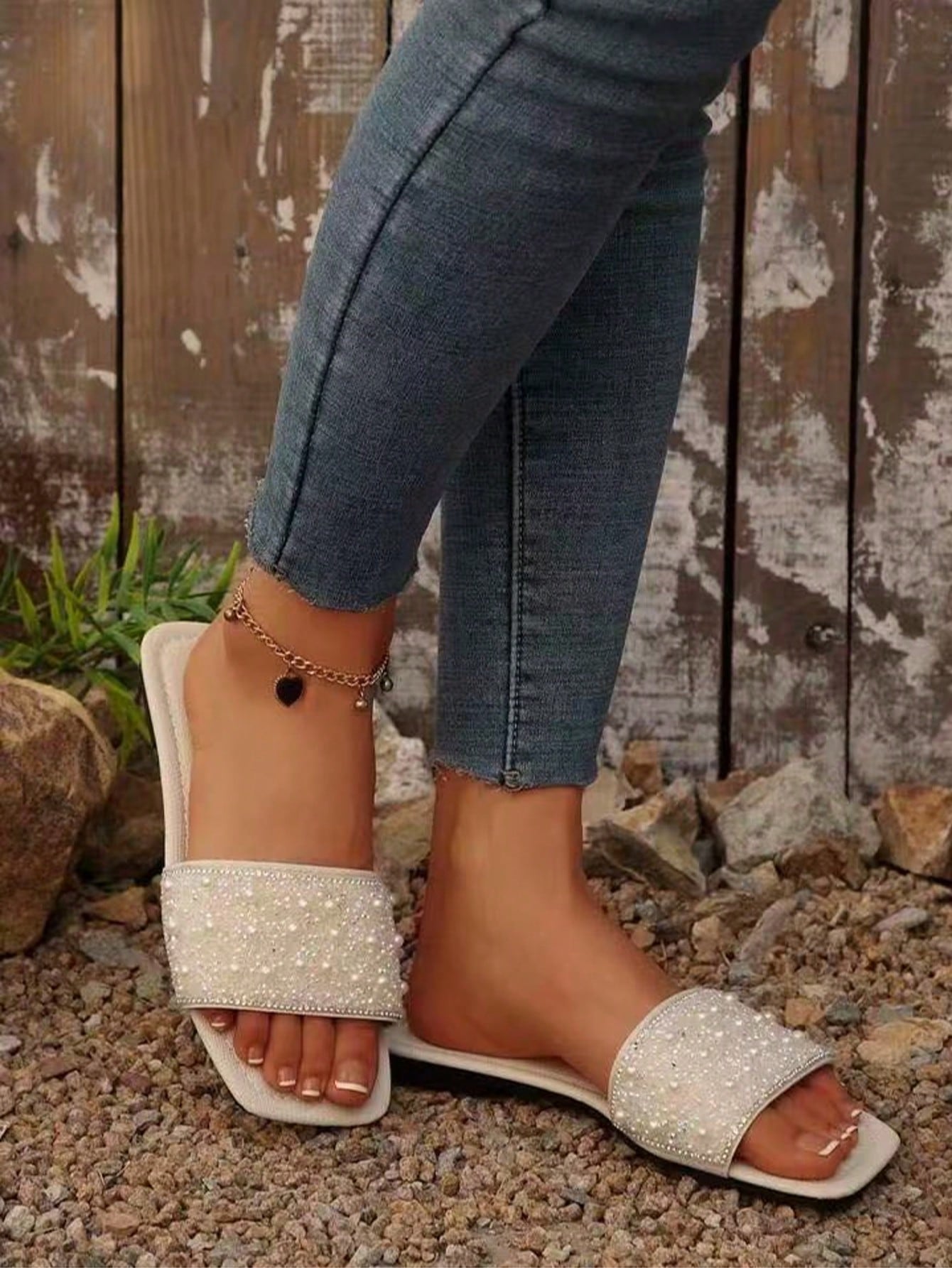 Solid Color Rhinestone Slide Sandals, Comfortable Flat Non-Slip Open-Toe Slippers, European And American Style,Summer Shoes