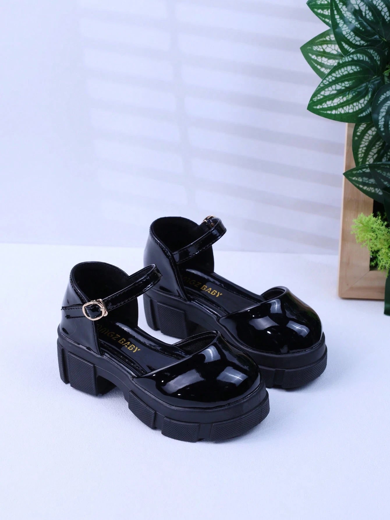 Spring/Summer New Girls' High Heel Shoes, Fashionable Retro Children's Sandals, Closed-Toe Shoes For Big Kids, Thick Sole Little Girls' Shoes, Black British Style Baby Student Shoes