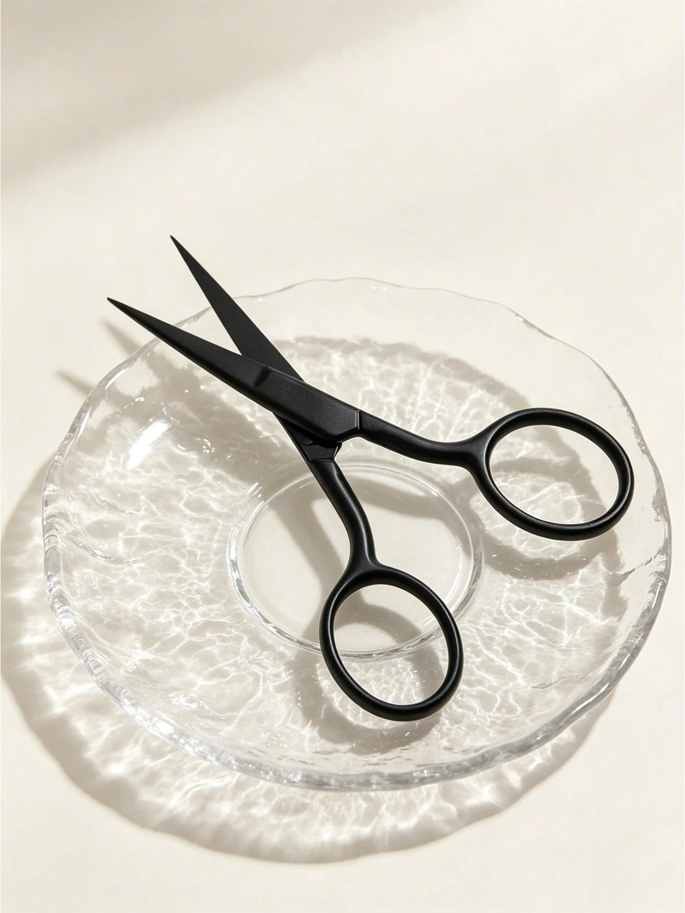 Stainless Steel Beauty Scissors, Professional Eyebrow And Eyelash Trimmer, Can Trim Nose Hair, Beard, Eyebrows, Facial Hair, Multi-Functional Makeup Tool, Portable For Home Use, Easy To Use, Vanity Es