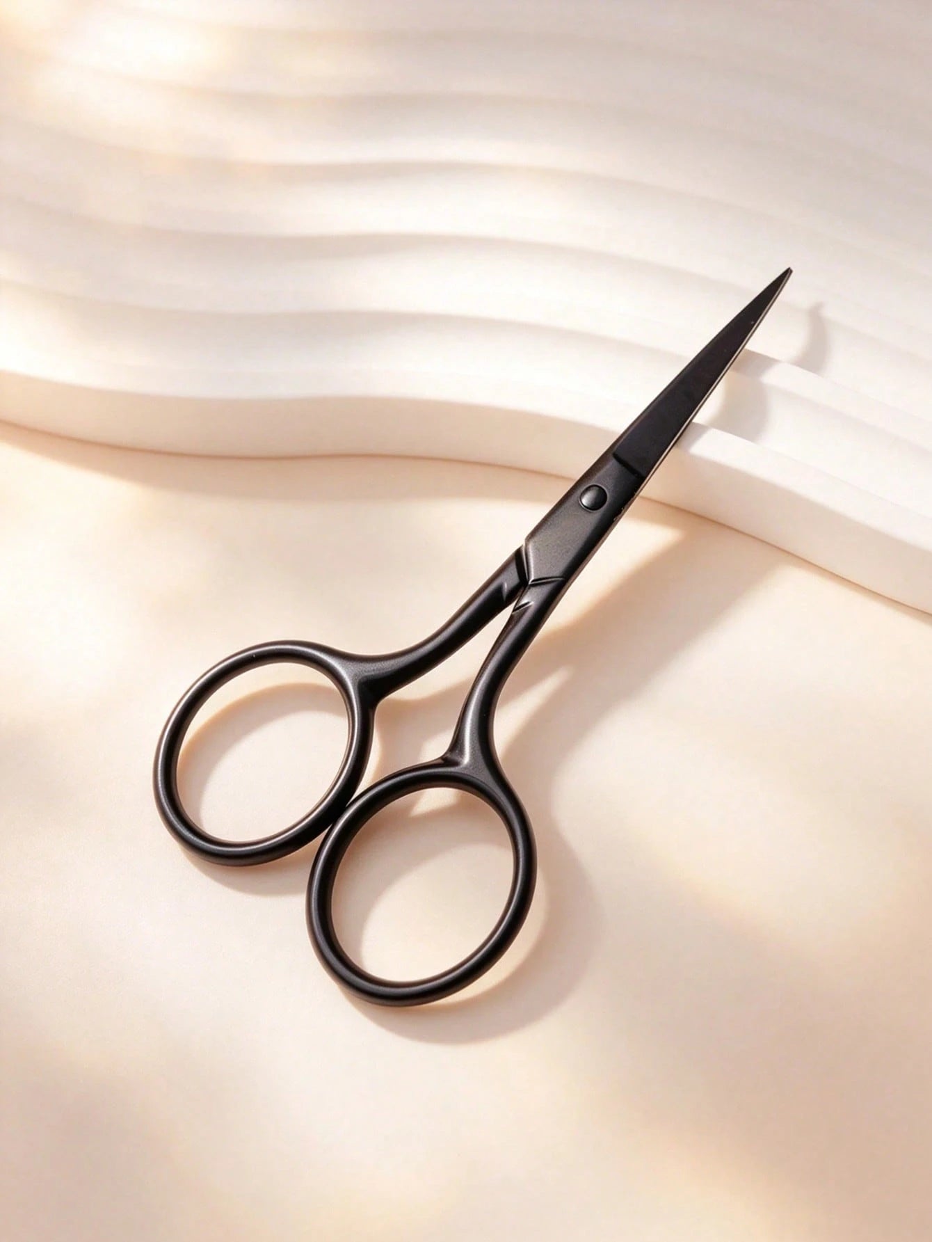 Stainless Steel Beauty Scissors, Professional Eyebrow And Eyelash Trimmer, Can Trim Nose Hair, Beard, Eyebrows, Facial Hair, Multi-Functional Makeup Tool, Portable For Home Use, Easy To Use, Vanity Es