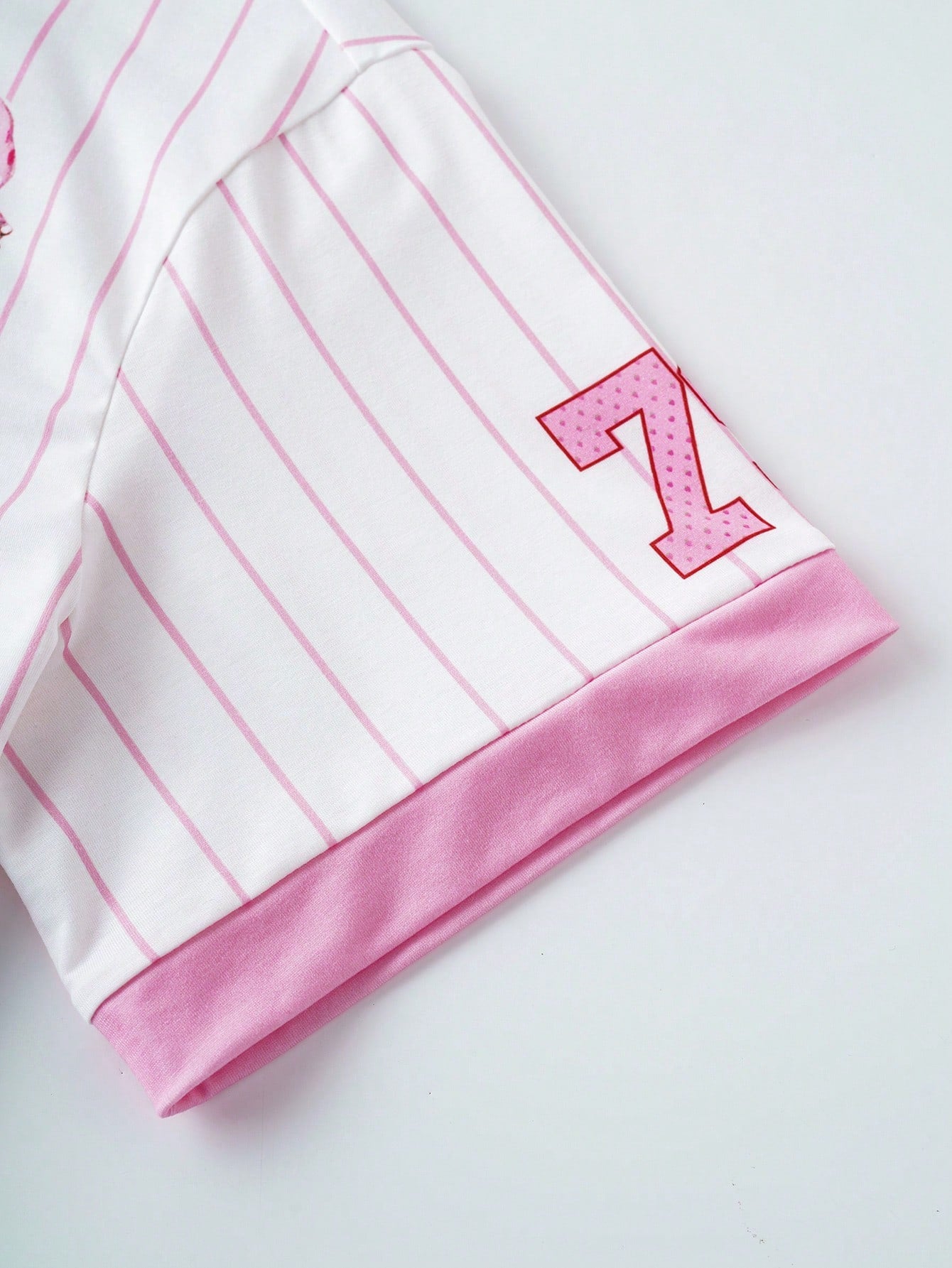 Strawberry Shortcake X Plus Size Letter & Striped Print Contrast Trim V-Neck Short Sleeve T-Shirt