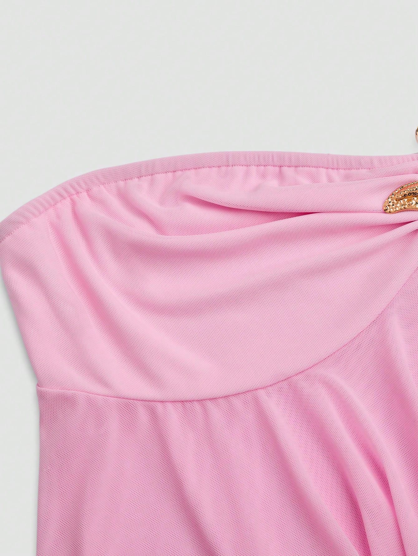 Sweetra Plus Size Women's Pastel Pink Cute Summer Beach Holiday Top, Y2K Double Ruffle Cropped Sheer Design Metal Button Vacation Top