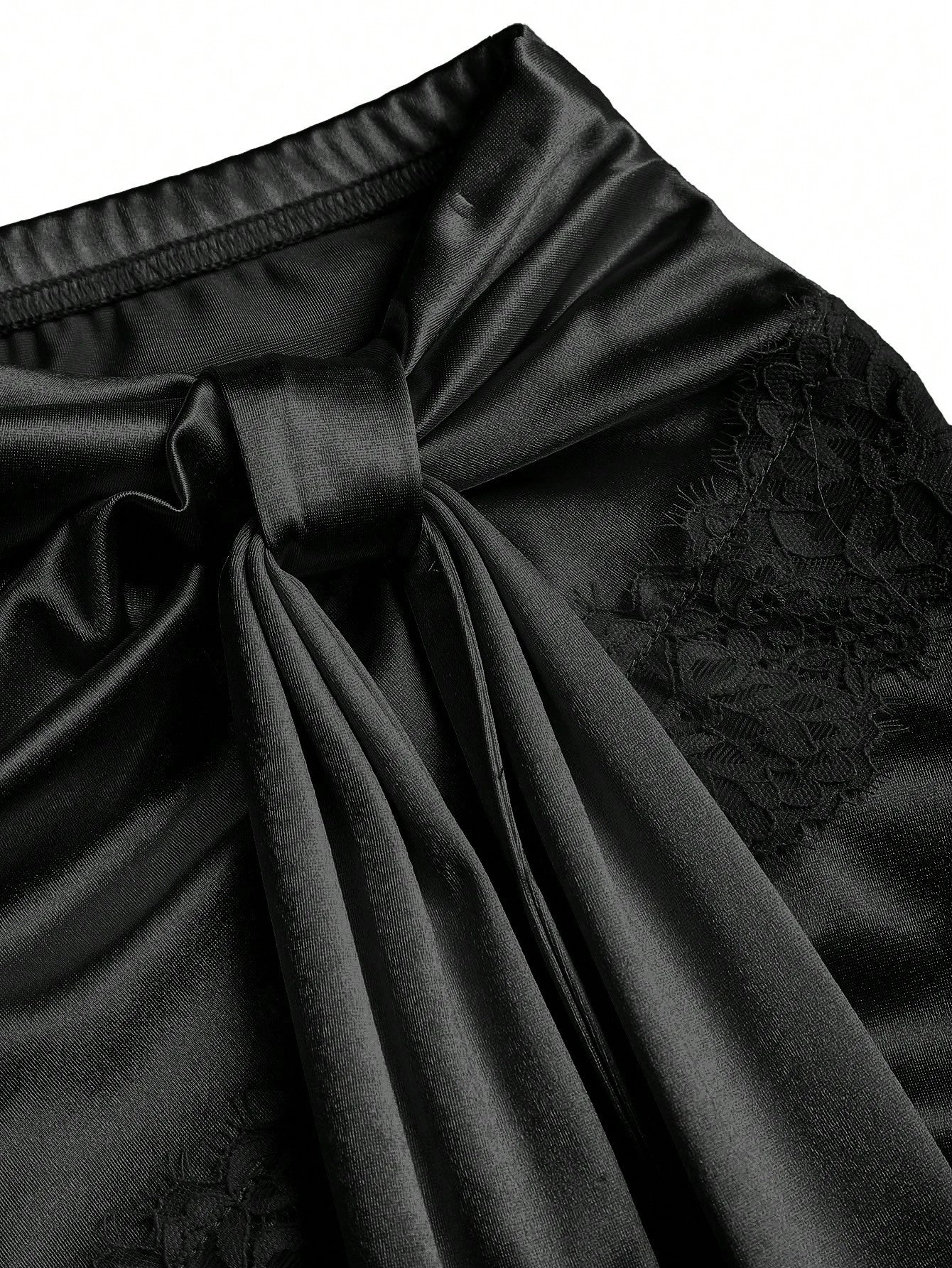 Sweetra Y2K Sexy Asymmetrical Hem Lace Trim Skirt, Suitable For Vacation And Commute