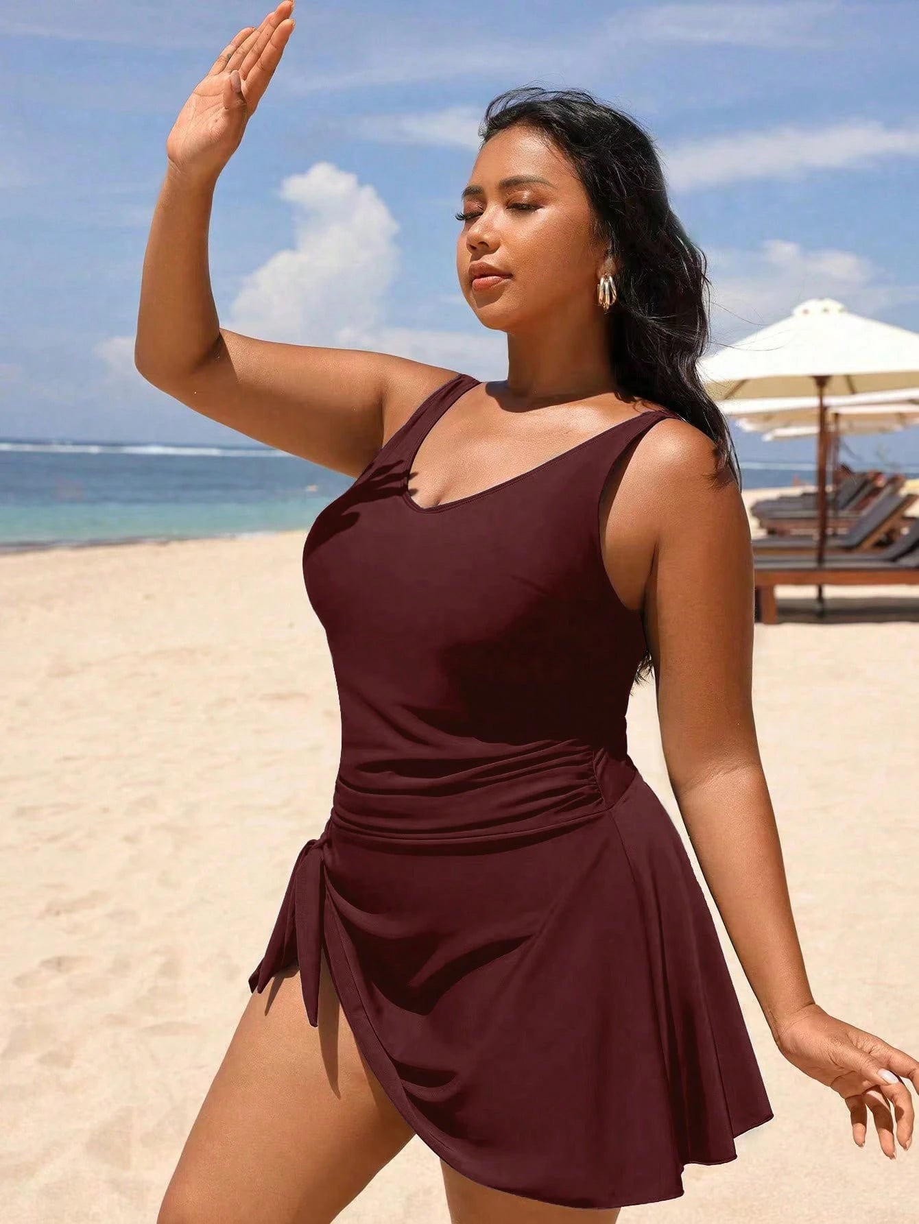 Swim Lushoire Plus Size Women's Twist Side One-Piece Swimsuit, Fashionable For Vacation