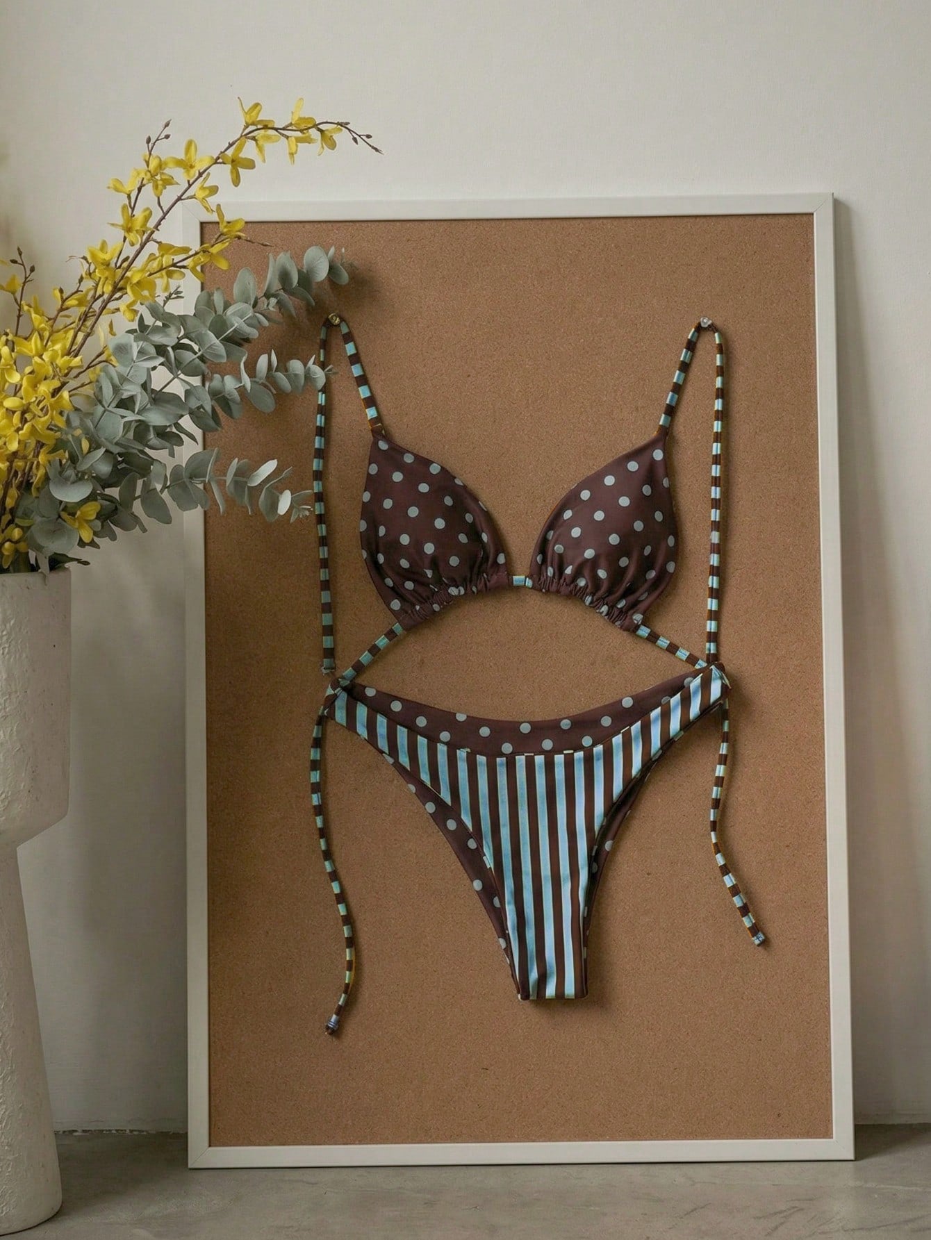 Swim Mod 2pcs/Set Women's Brown And Blue Polka Dot,Summer,70s,Holiday,Party,Holiday Reversible Striped Print Halter Backless Tie-Front Crop Top Bikini Bottoms